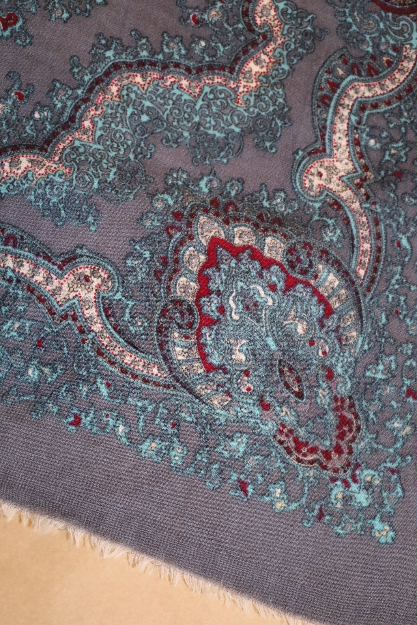 14 / USED scarf