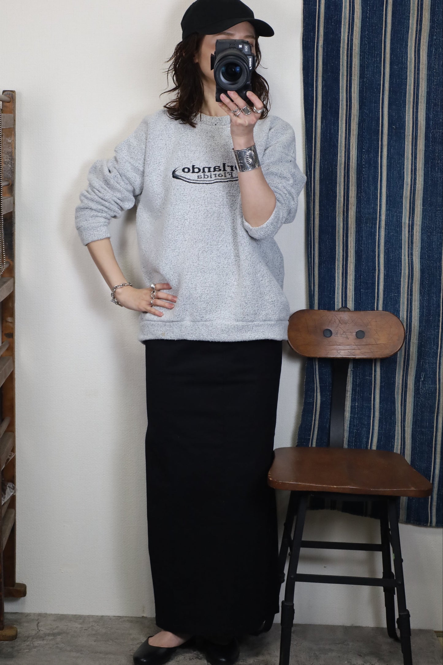 HOWIE SIDE SLIT SKIRT(Black)