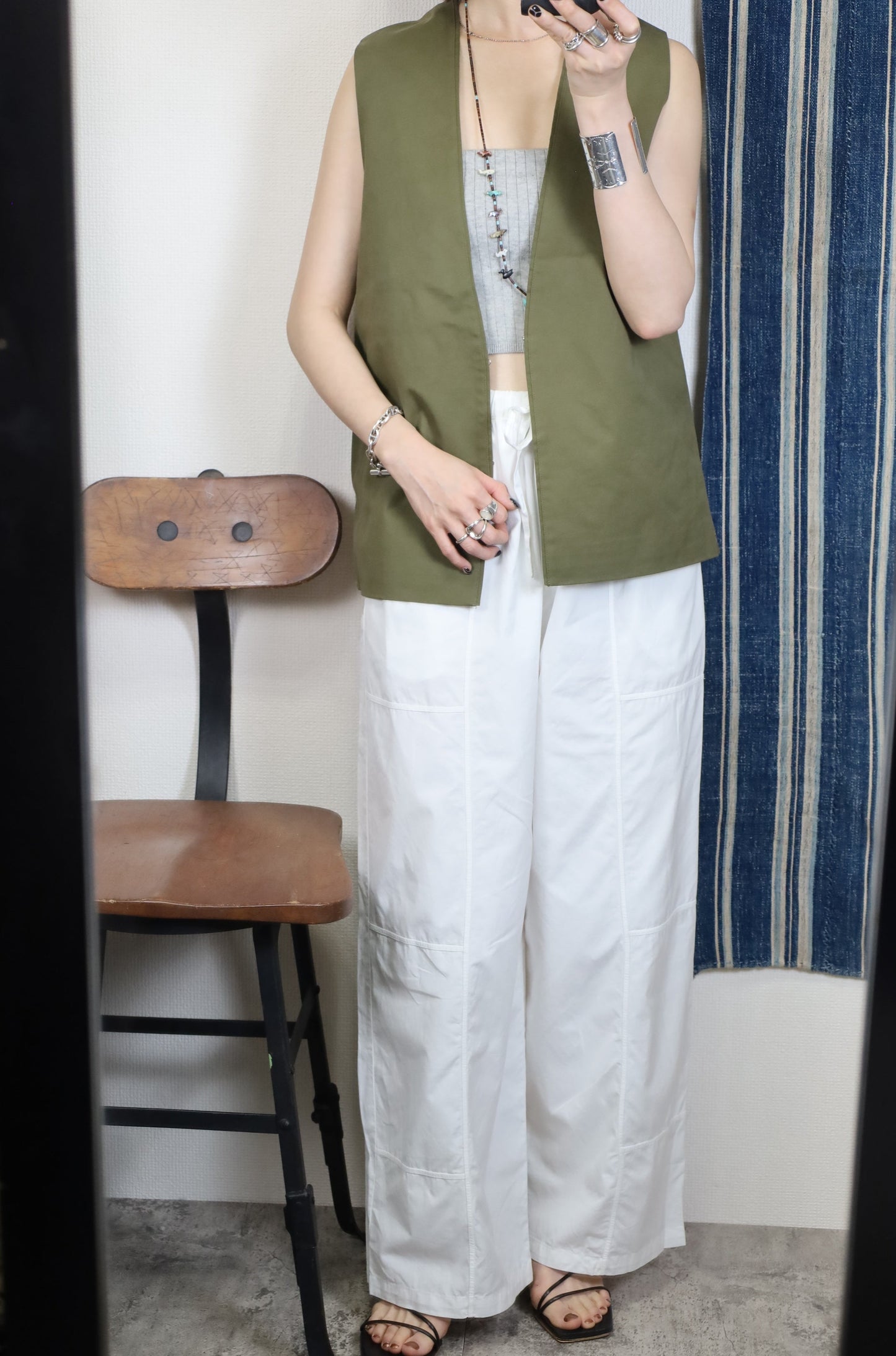 HOWIE 2WAY PINS VEST(Khaki)