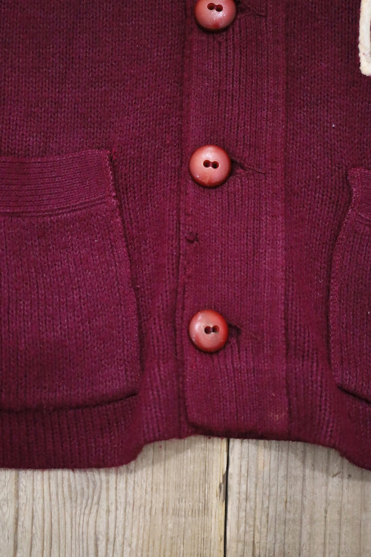 47 / 1960's Vintage EAST-TENN lettered cardigan