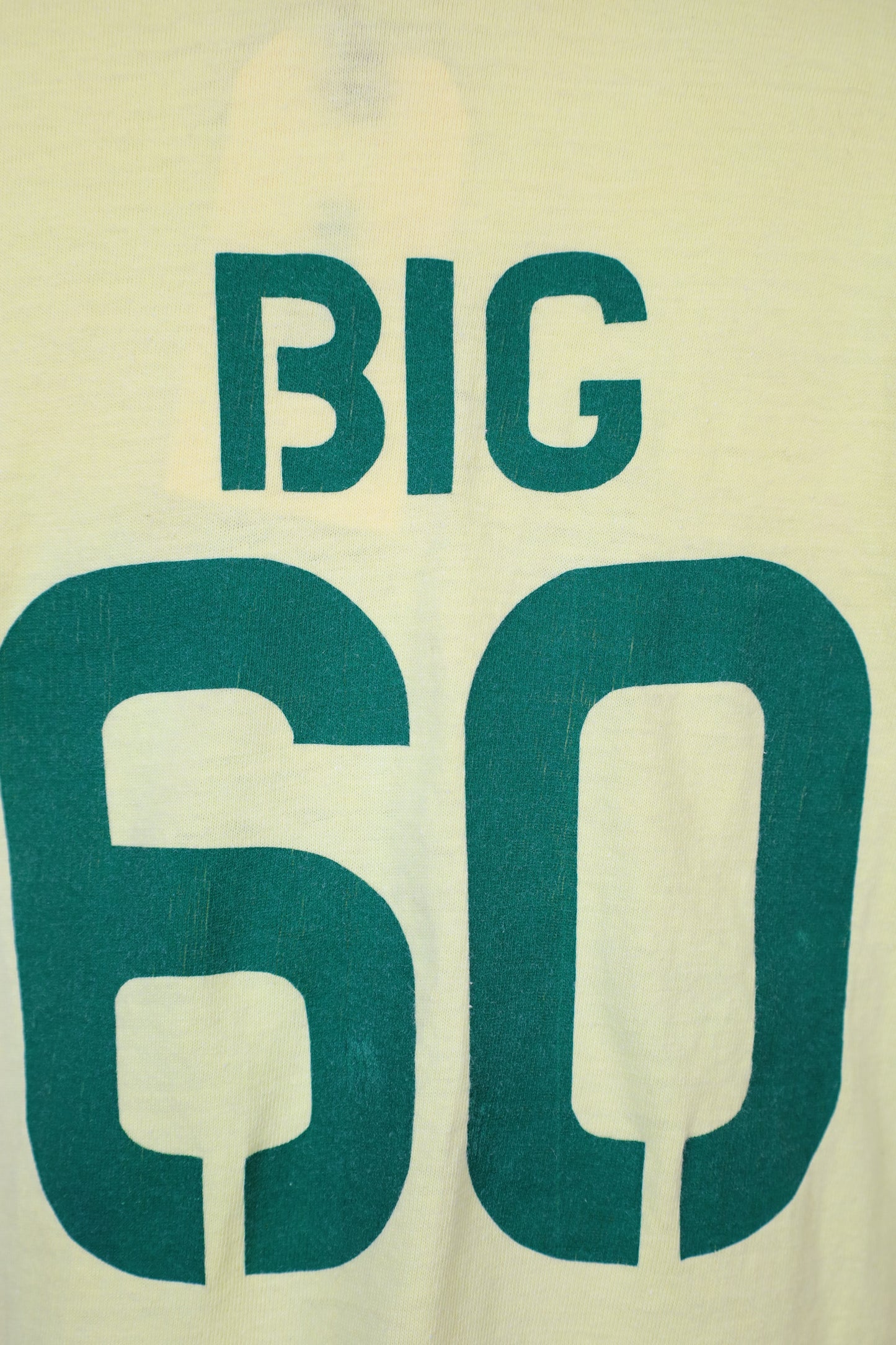 A370 / 1980's BELTON BOB TEE