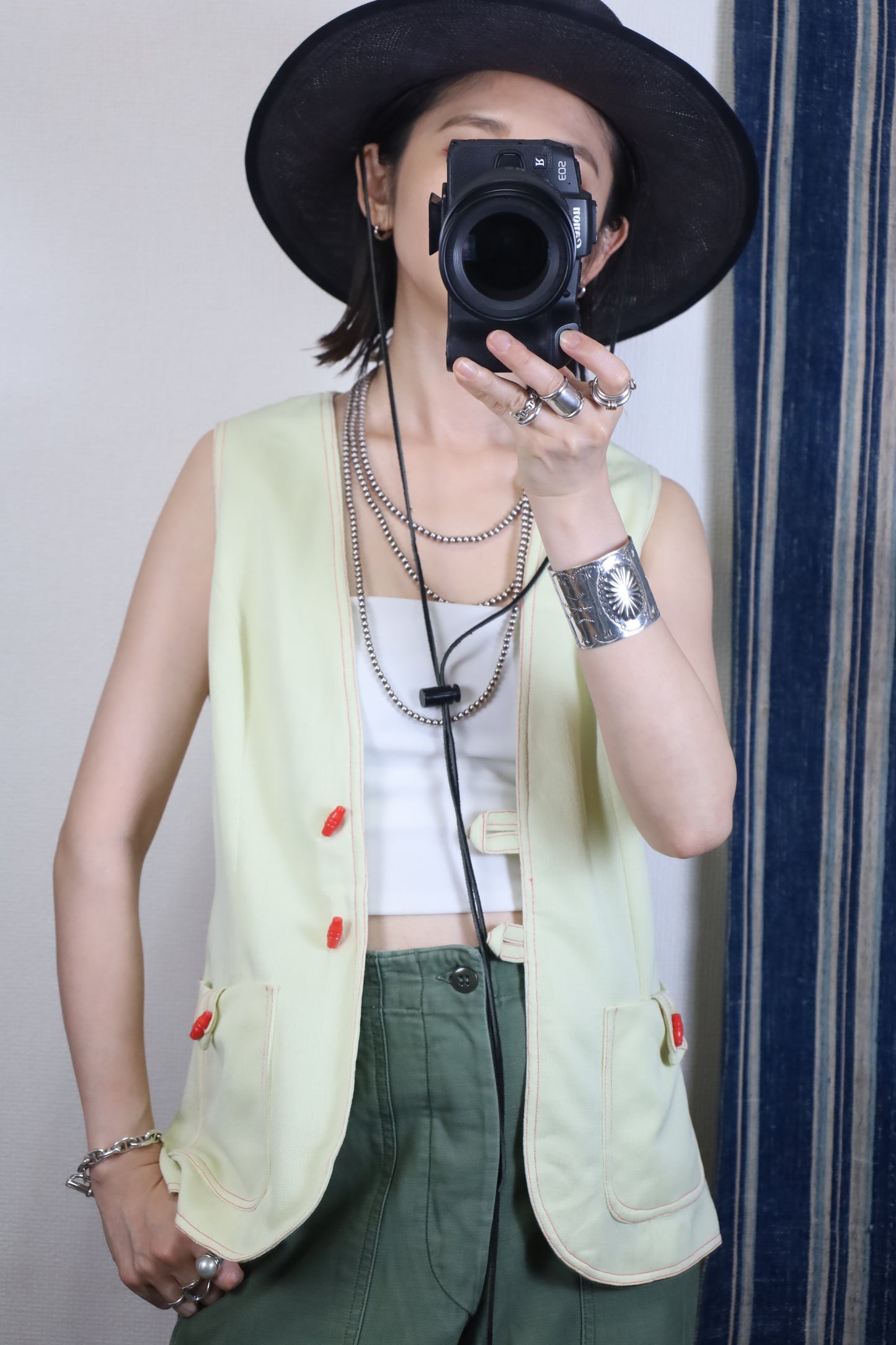 G3 / 1980's UNKNOWN design vest