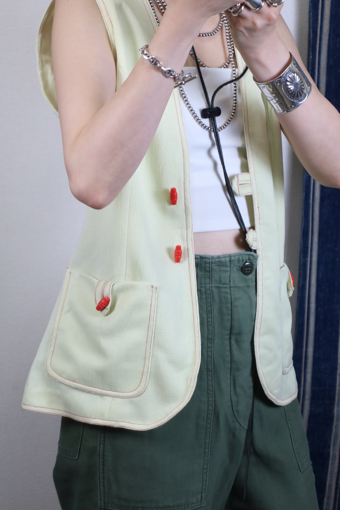 G3 / 1980's UNKNOWN design vest