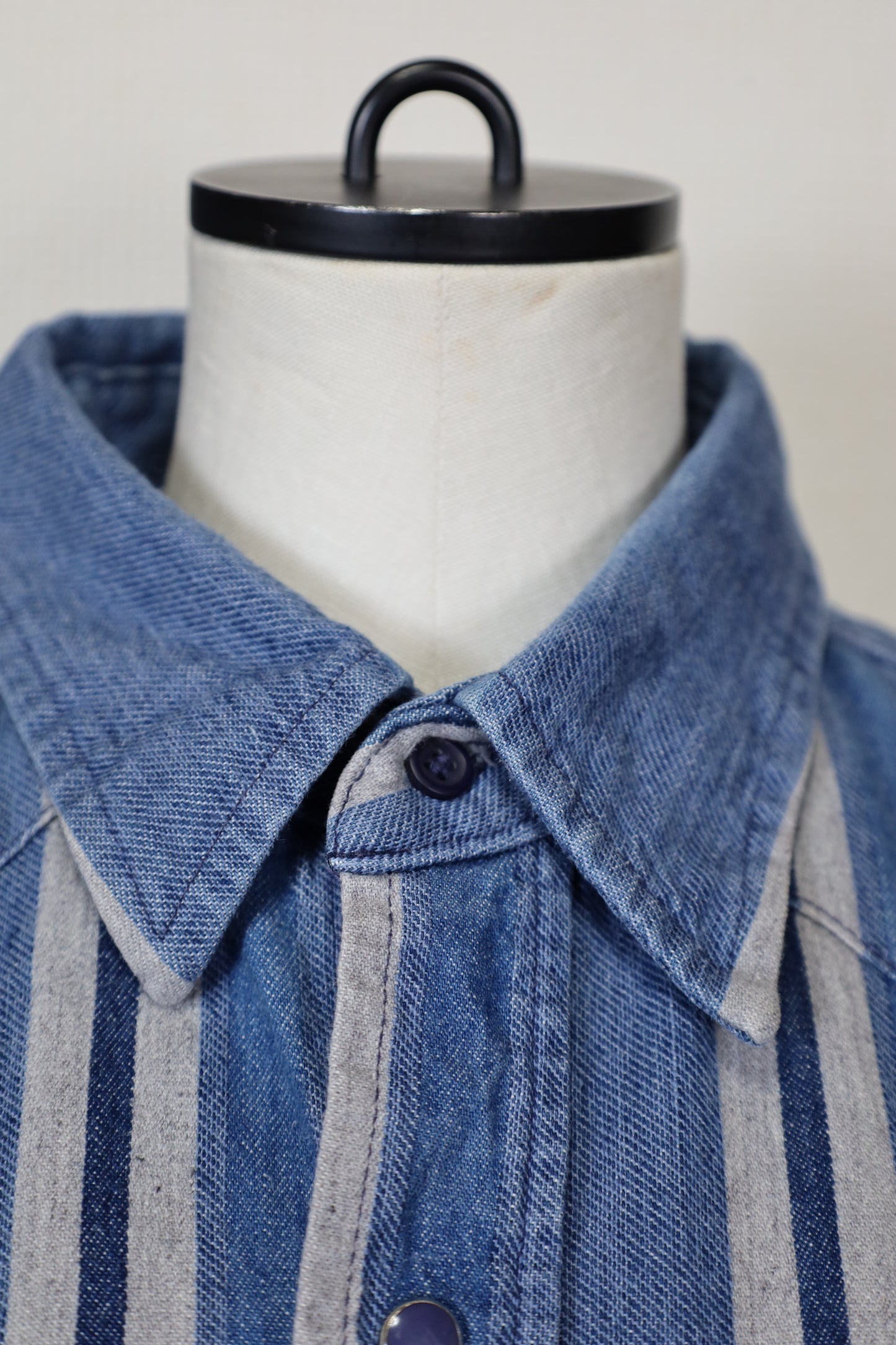 Z622 / 1990's Wrangler denim western shirt