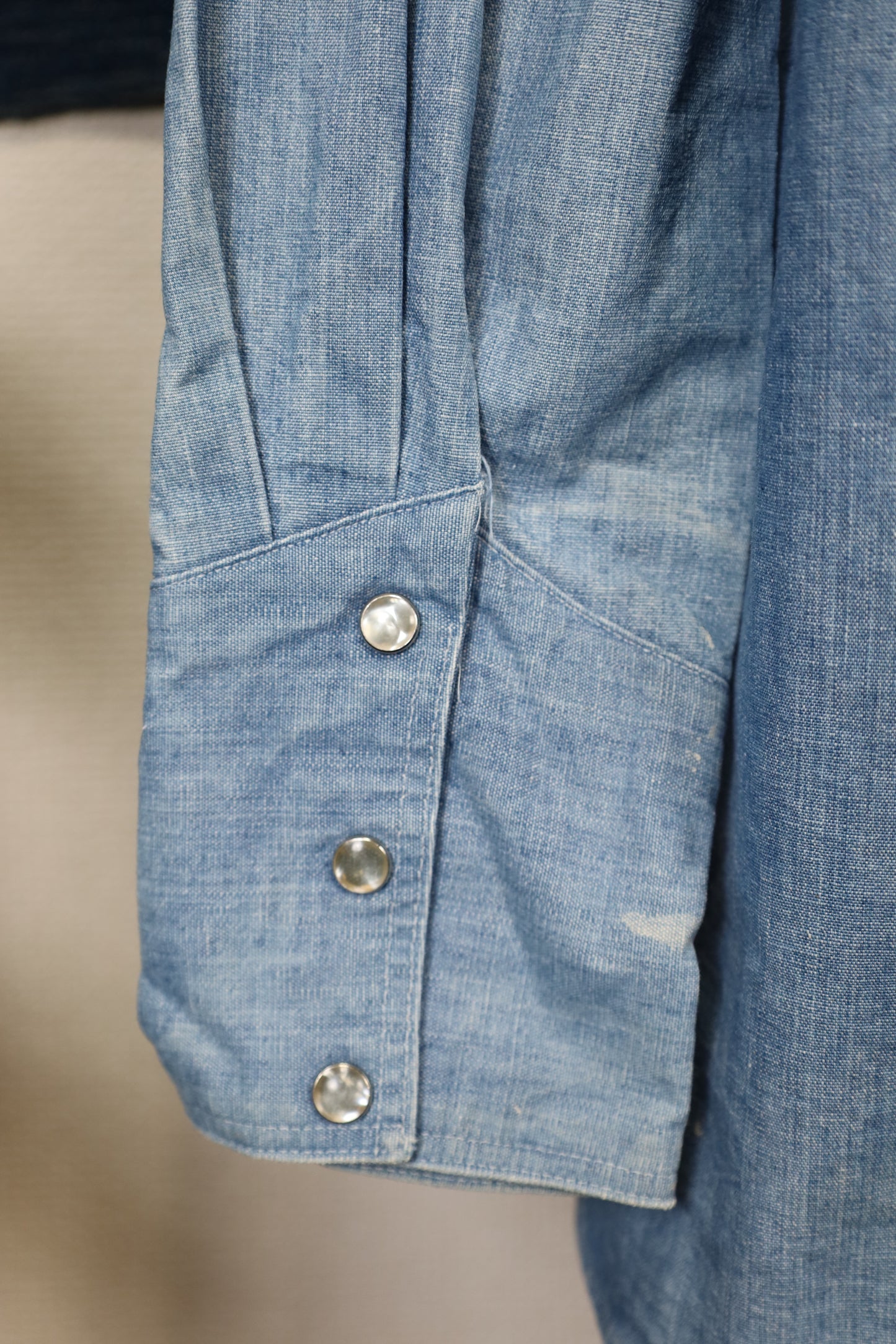 Z105 / 1960-70's Vintage Wrangler denim western shirt
