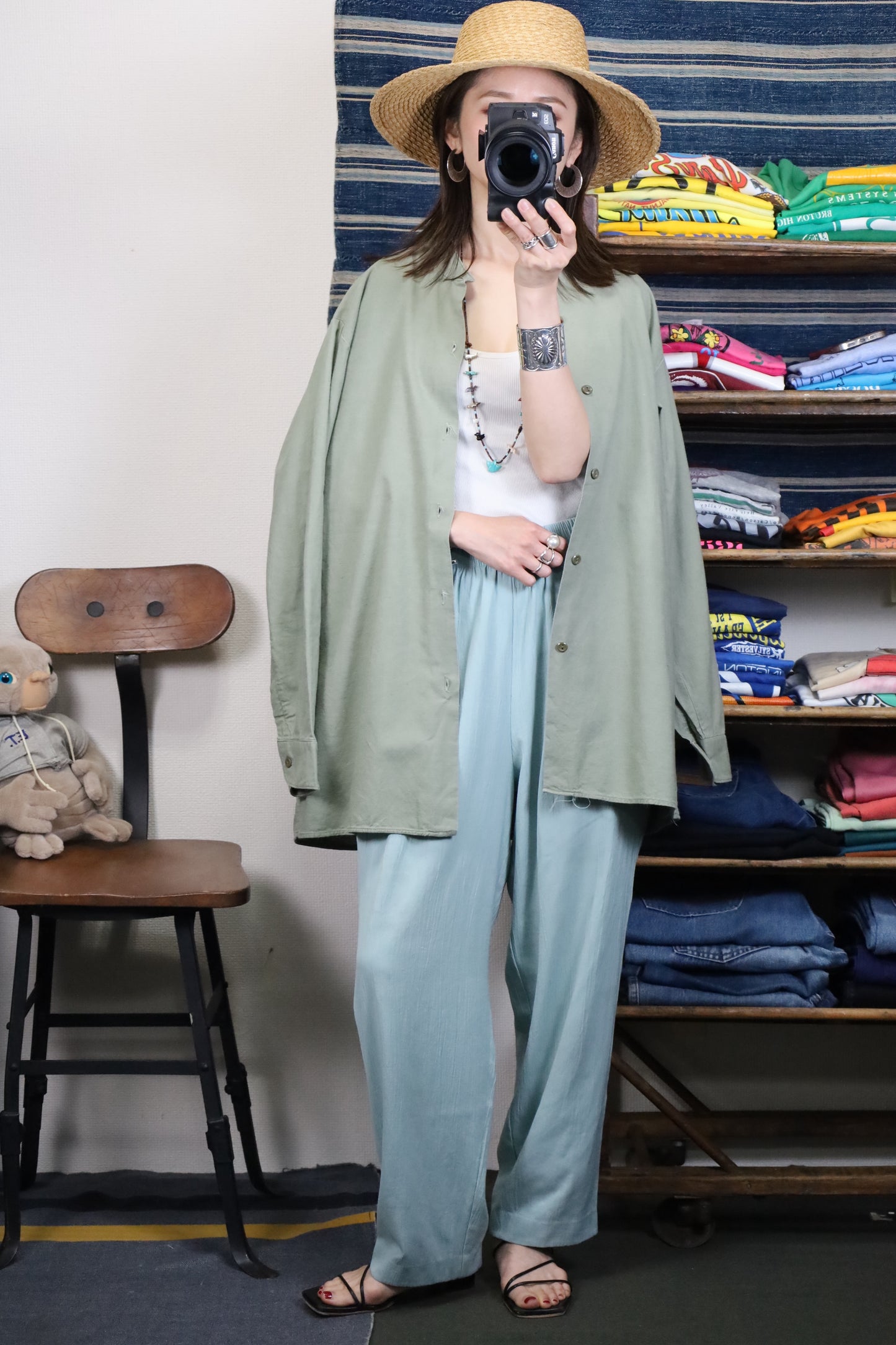 B276 / 1970's EURO military nocollar shirt