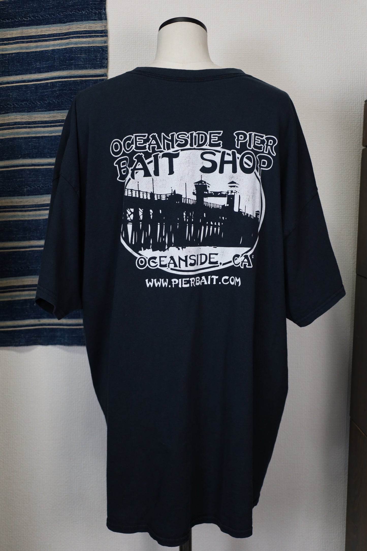 ★154 / UNKNOWN pierbait tee