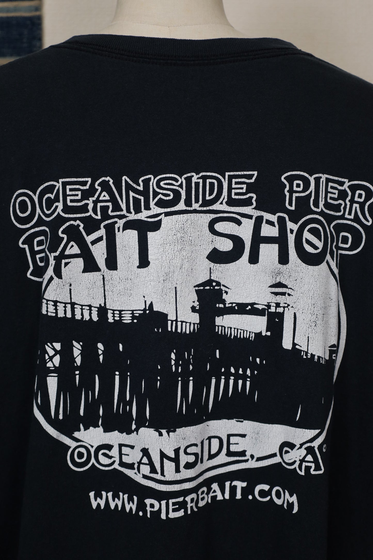 ★154 / UNKNOWN pierbait tee