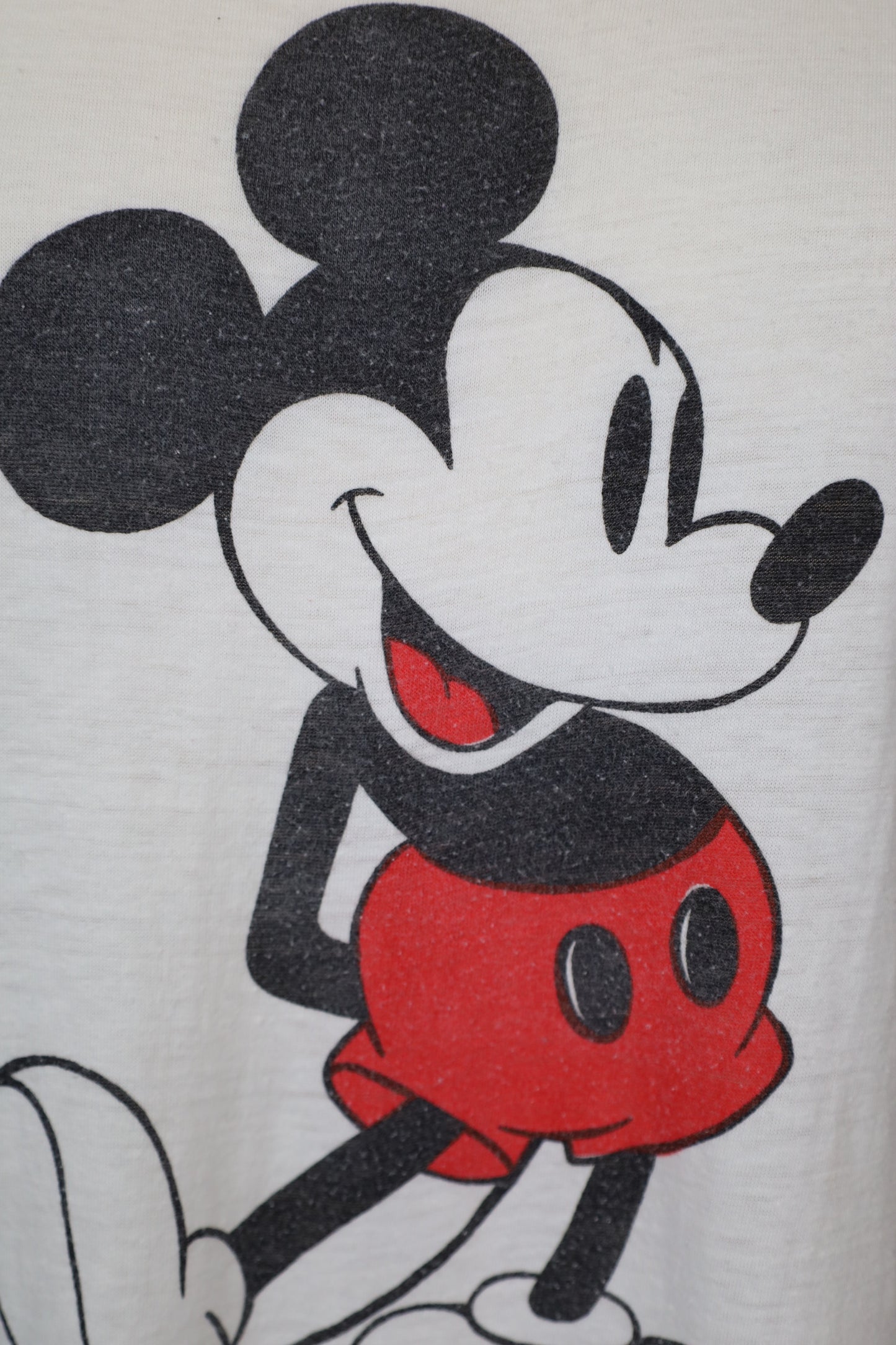 631 / 1980's UNKNOWN mickey linger tee