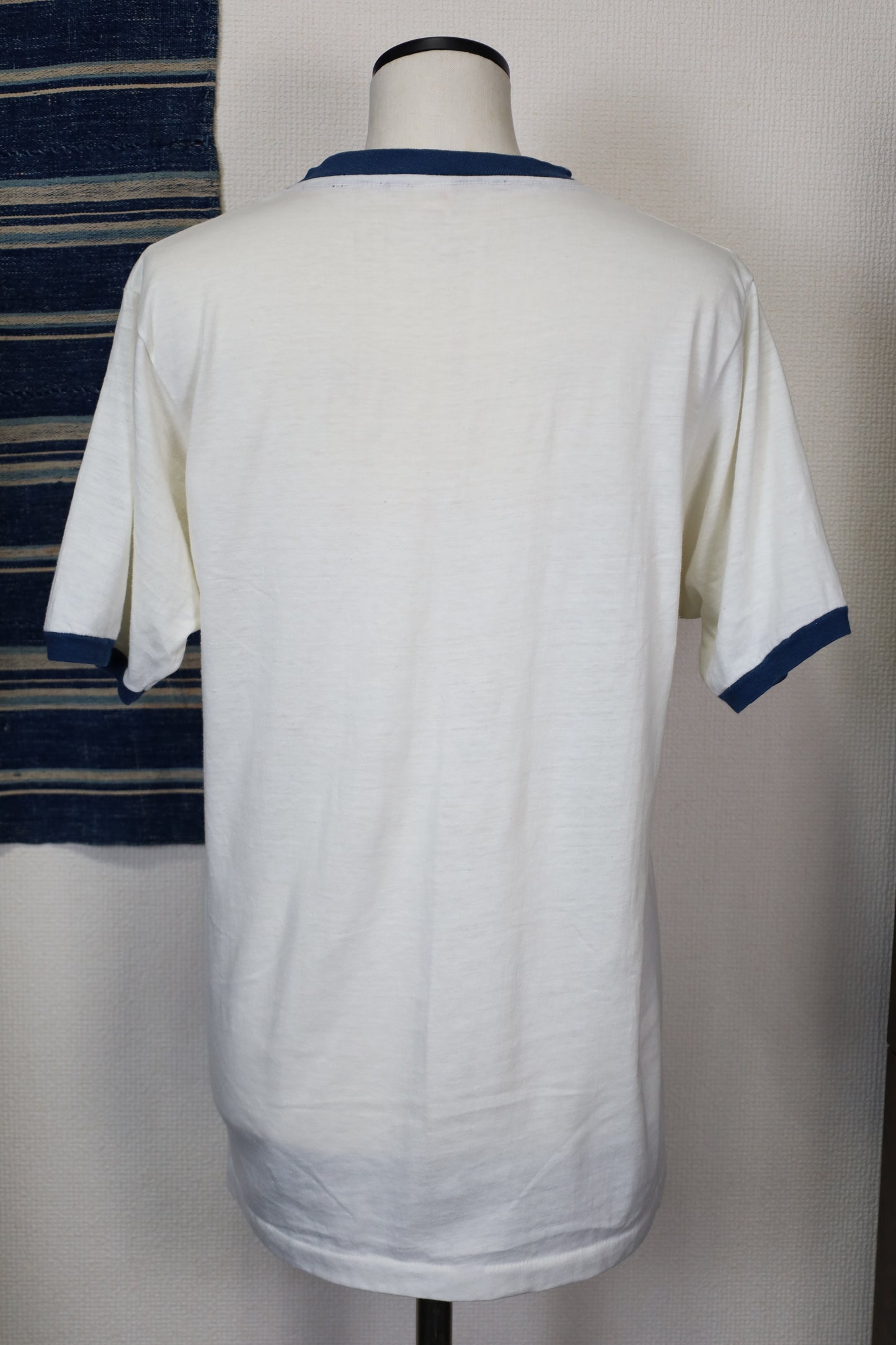 631 / 1980's UNKNOWN mickey linger tee