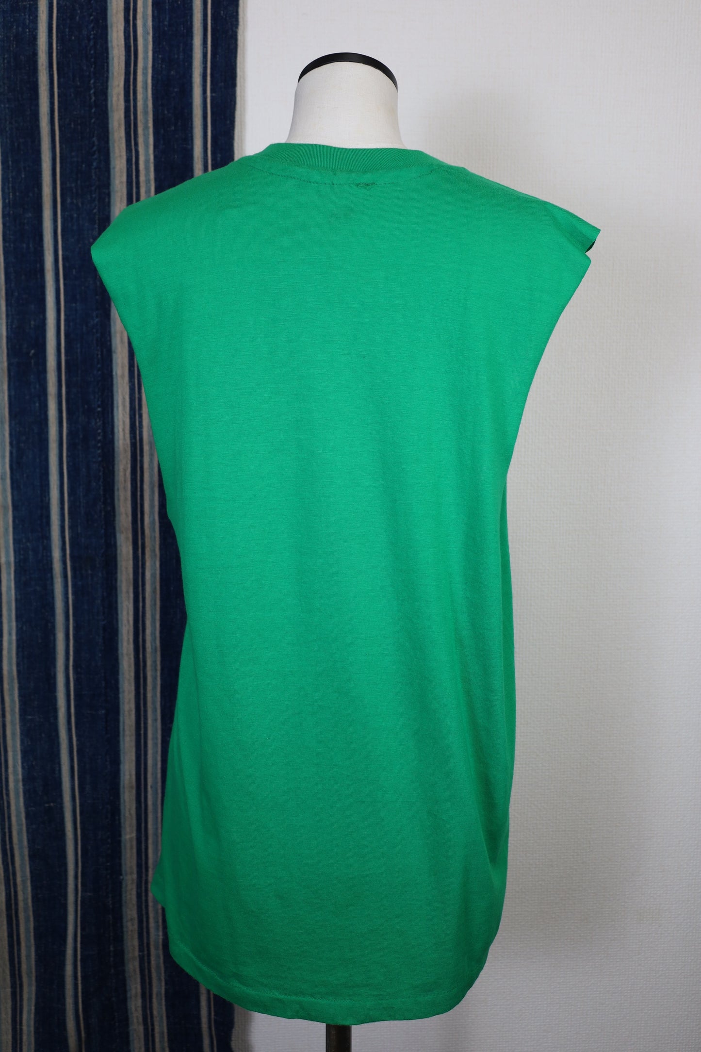 726 / 1980's Hanes MEMPHIS TEE