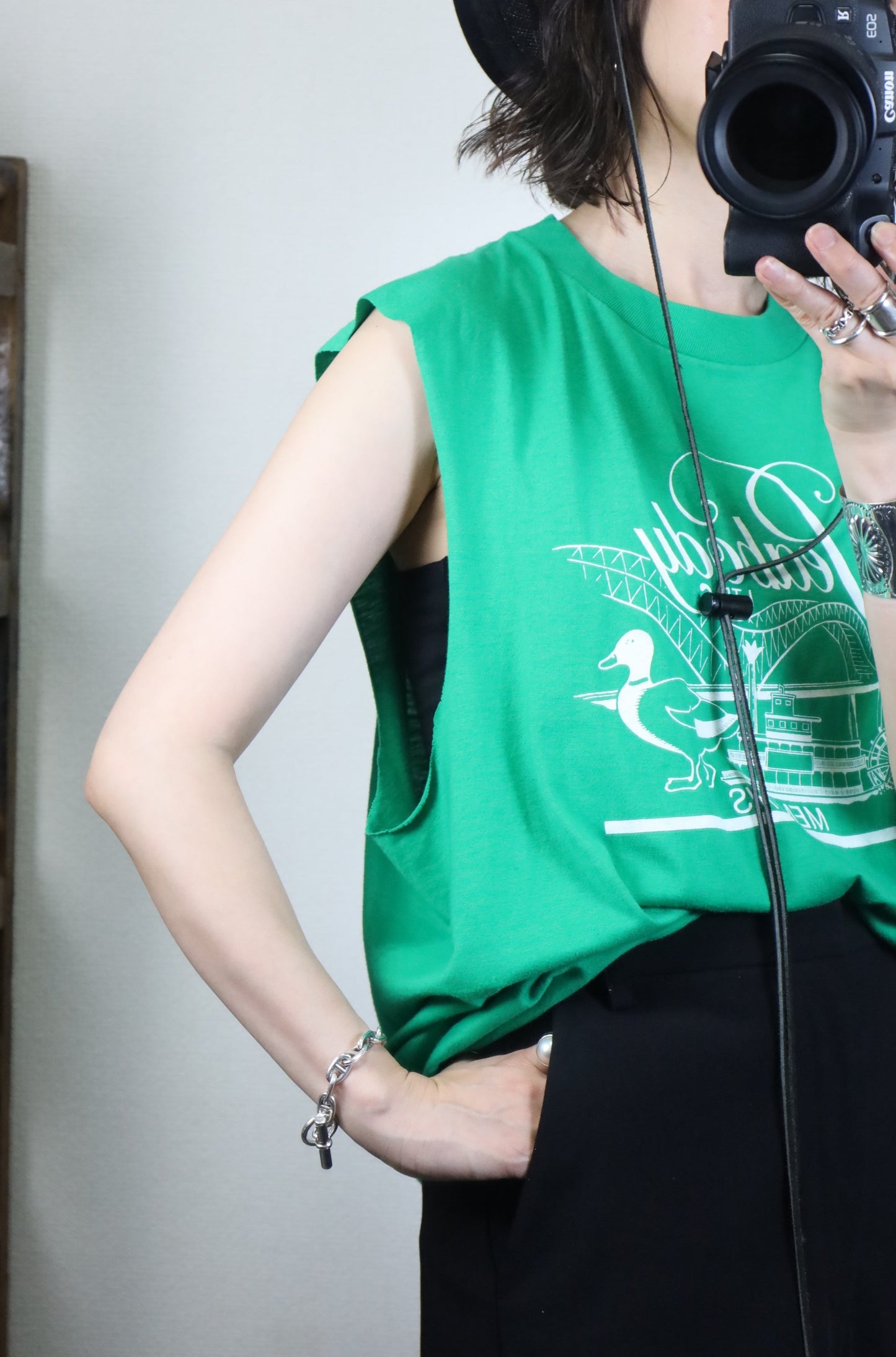 726 / 1980's Hanes MEMPHIS TEE