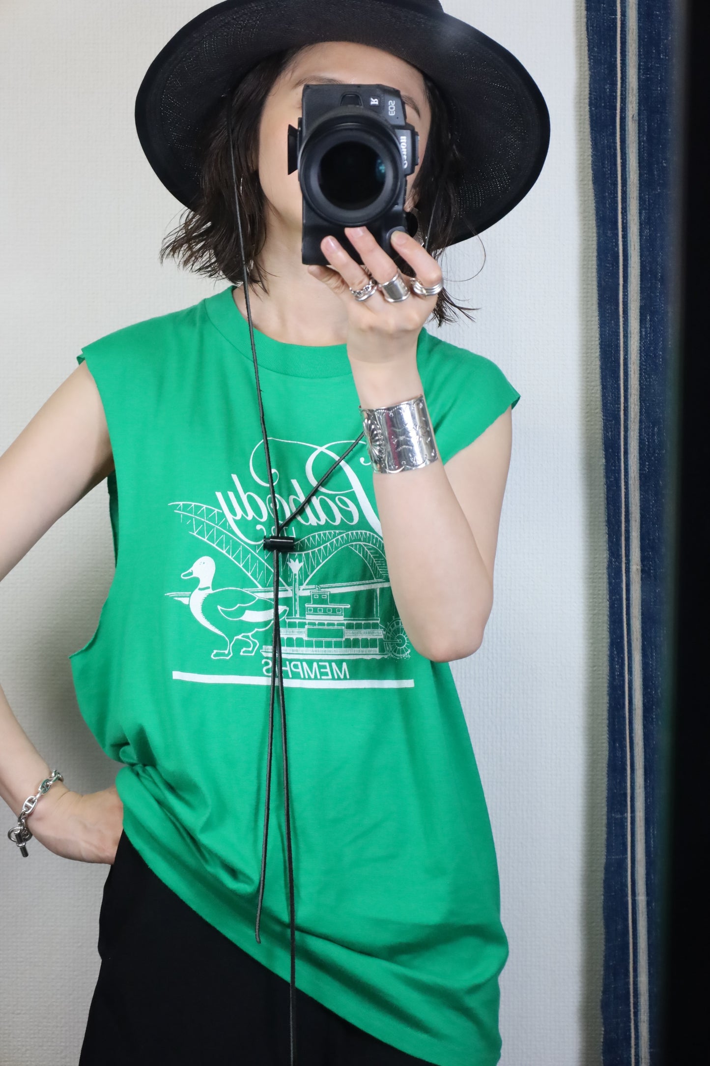 726 / 1980's Hanes MEMPHIS TEE