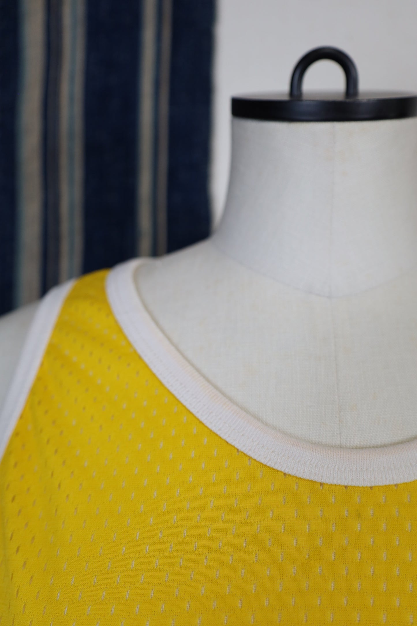 E222 / 1990's OLD CALIFORNIA flesh MESH TANKTOP