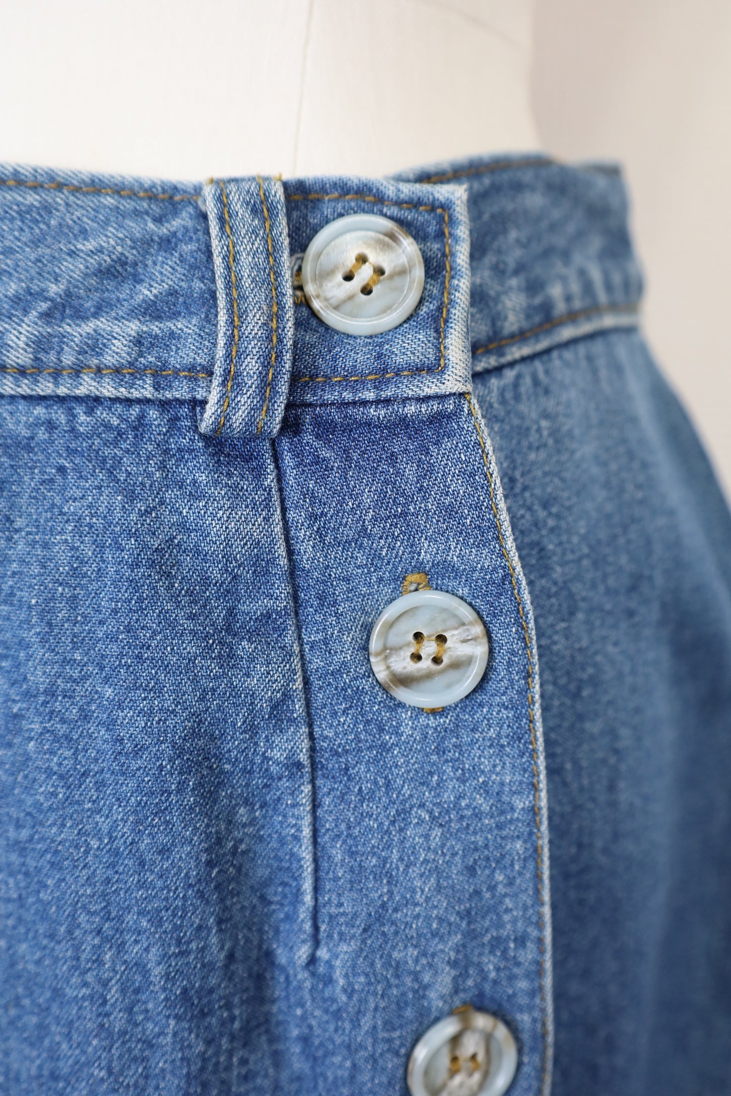 E182 / 1990s OLD VAN HEUSEN Denim Skirt