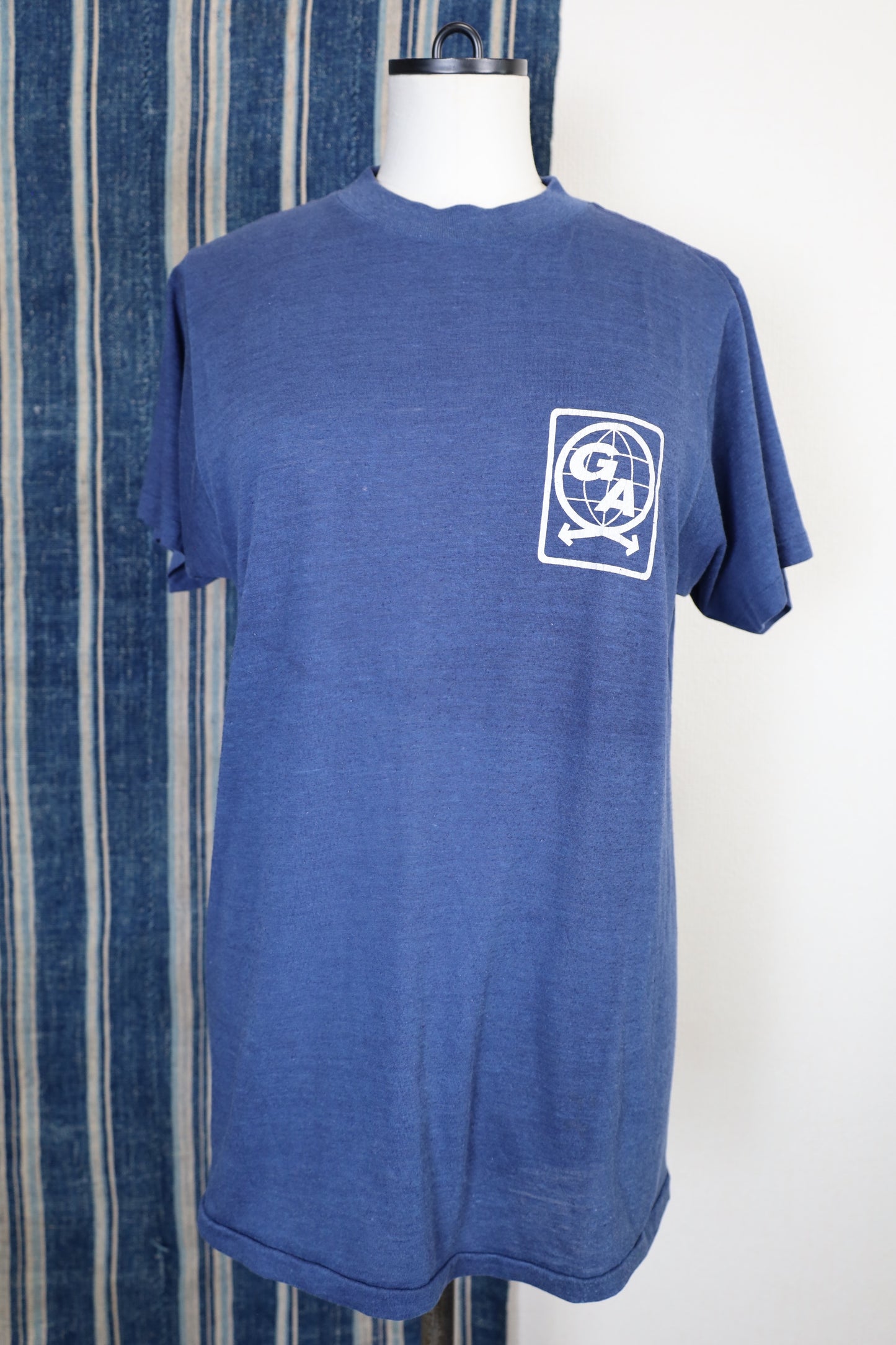 A218 / 1990's collegiate pacific GA print tee