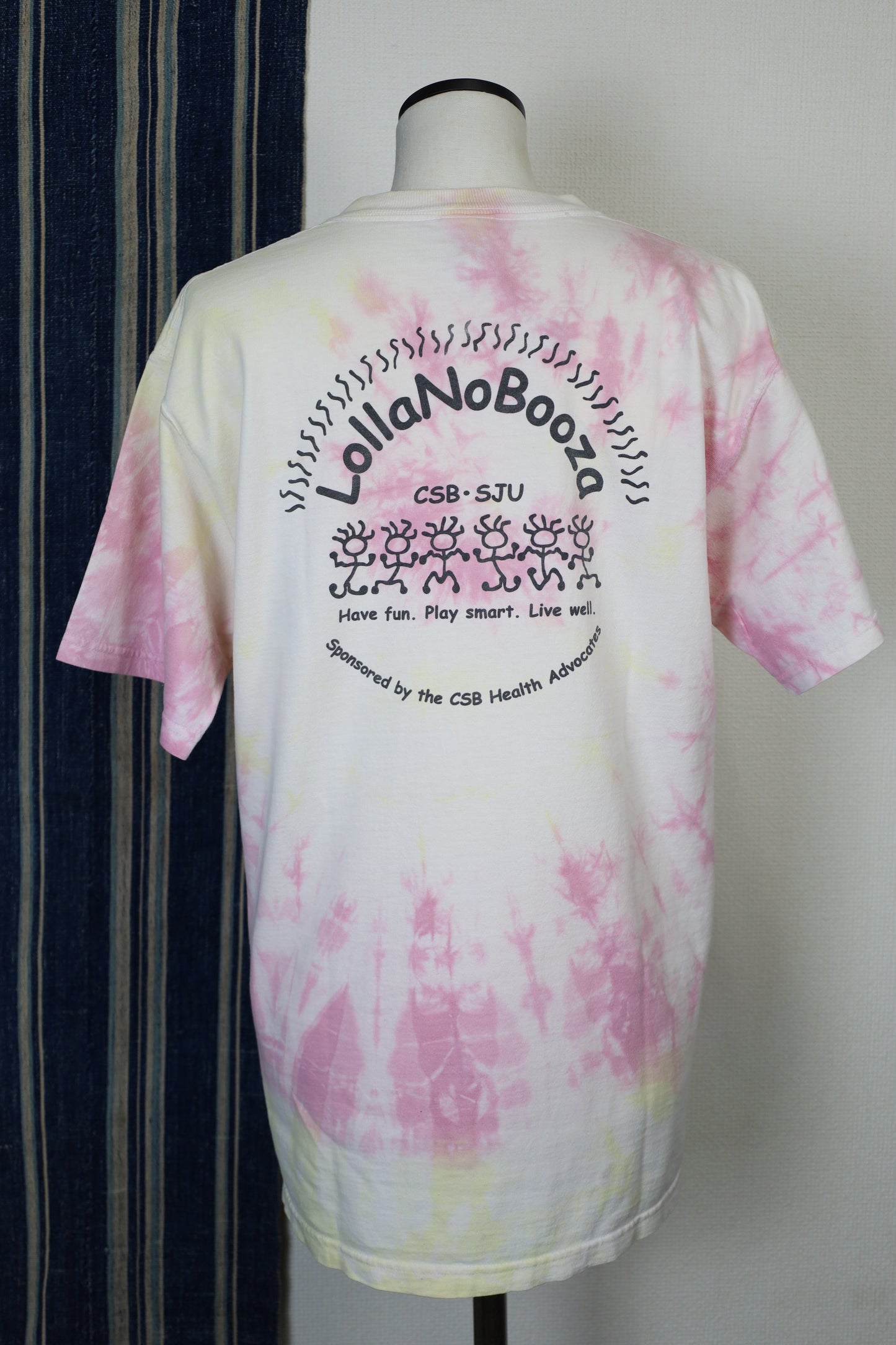 251 / 2000’s FRUITS OF THE LOOM Tiedye Tee Lolla No Booza