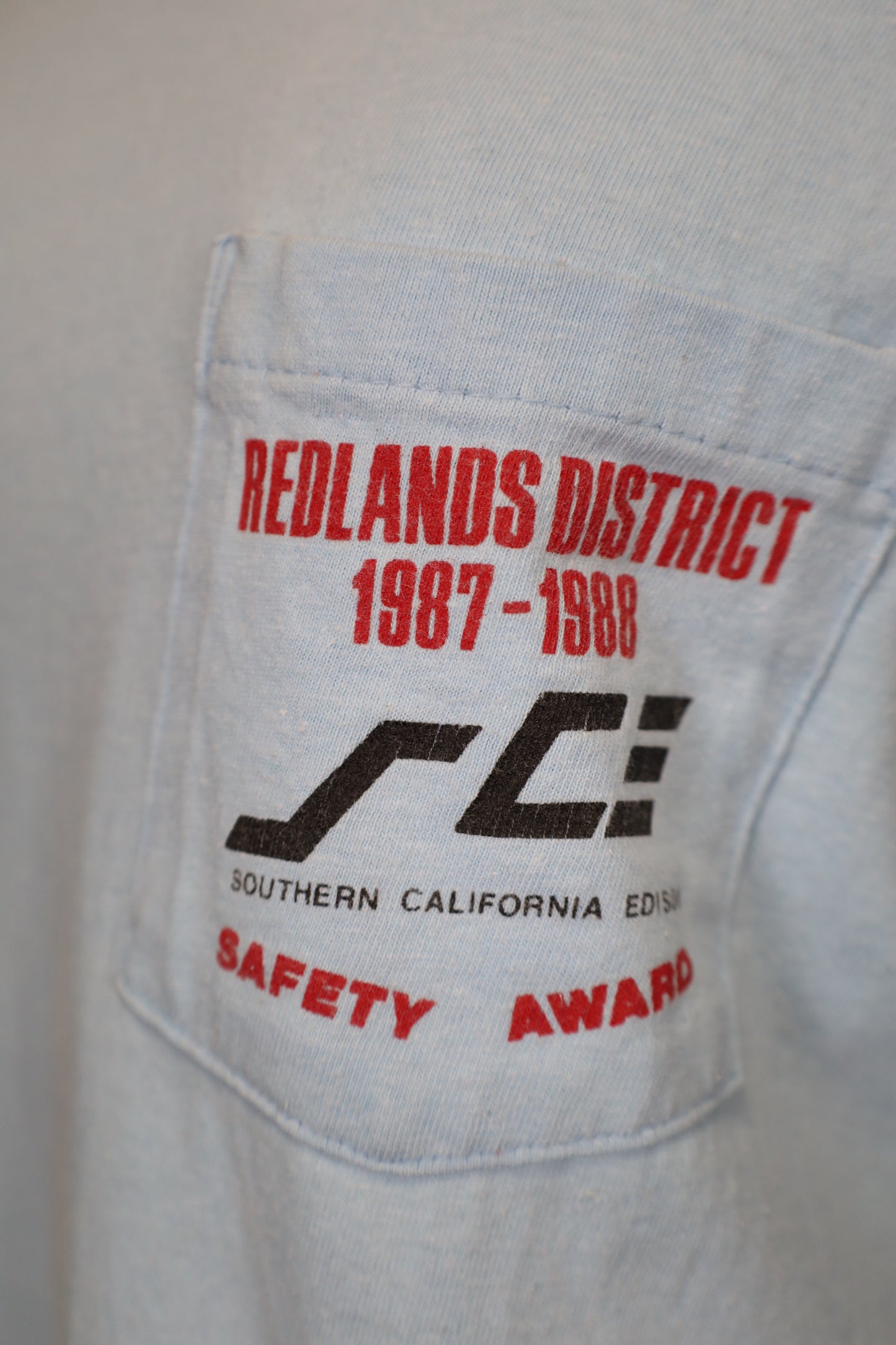 27 / 1980's HANES print tee
