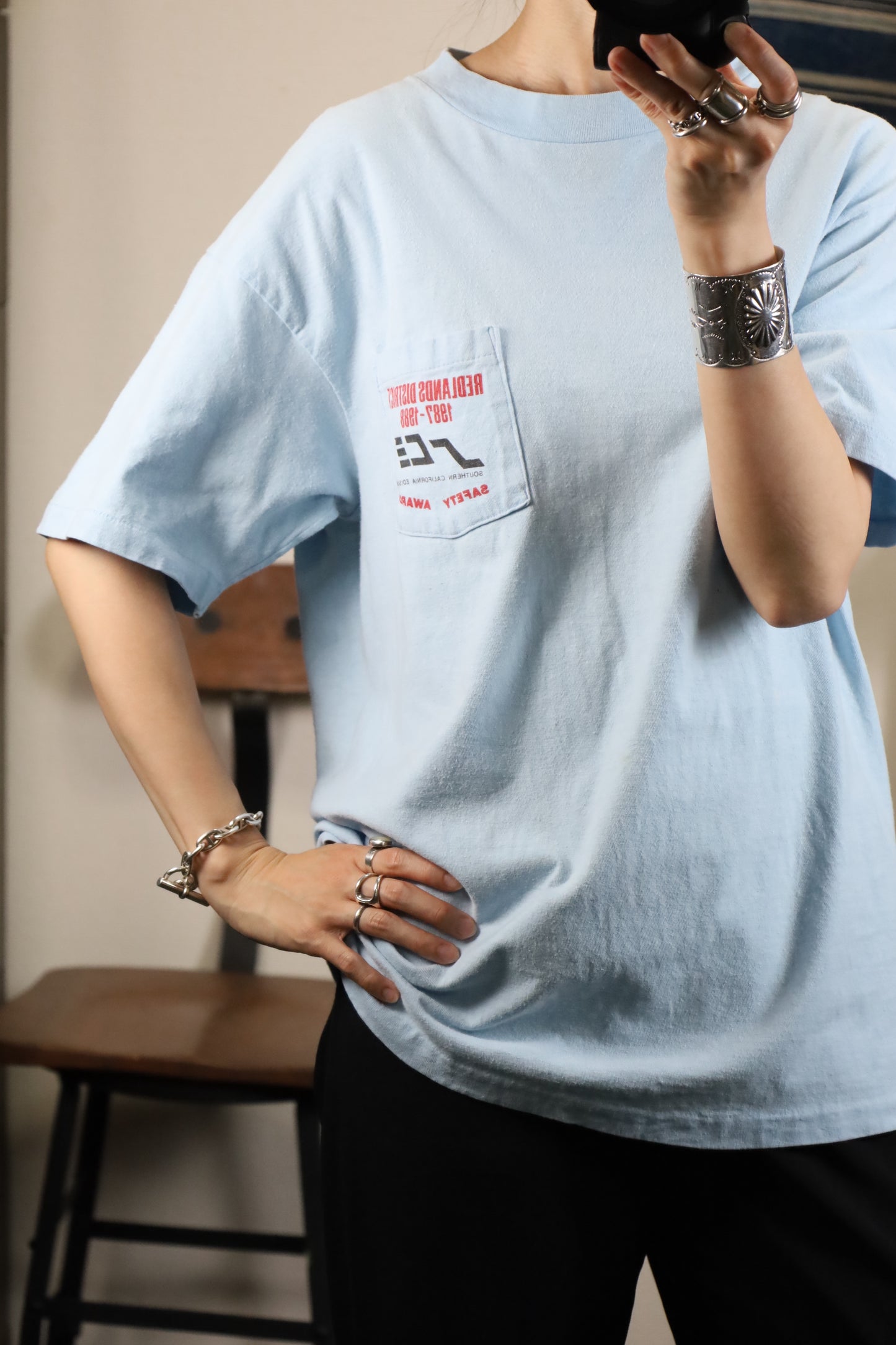27 / 1980's HANES print tee