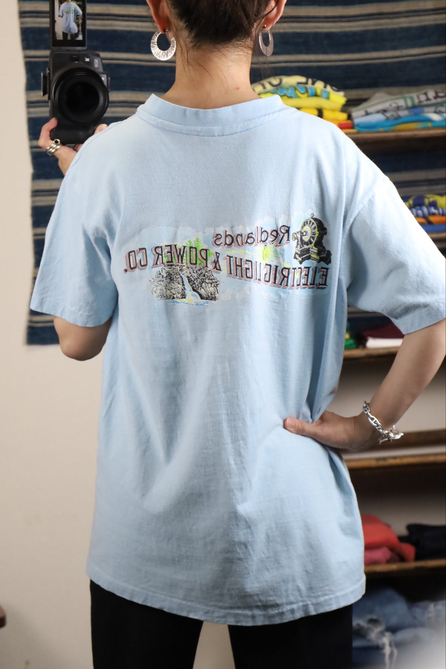 27 / 1980's HANES print tee