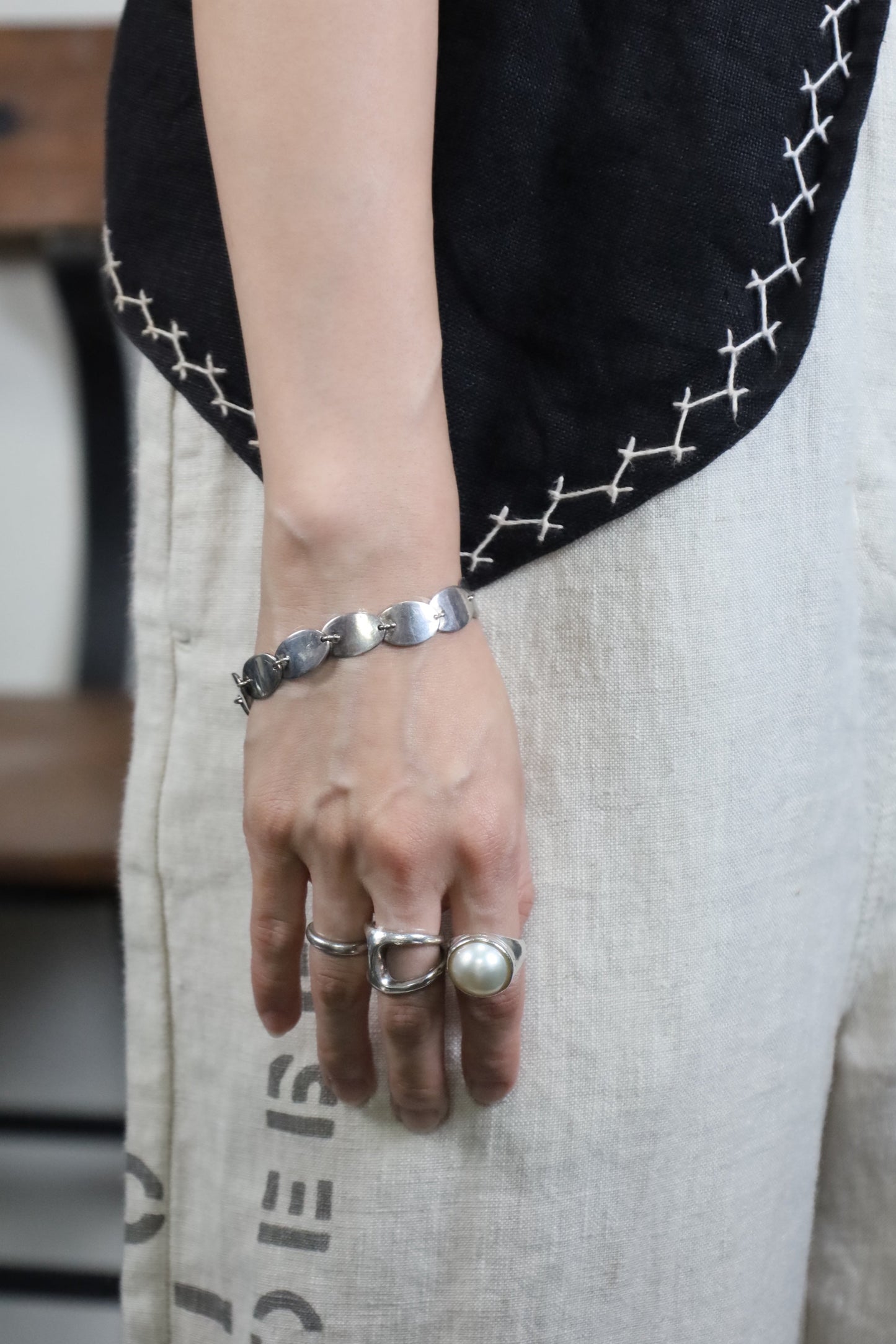82 / silver bracelet