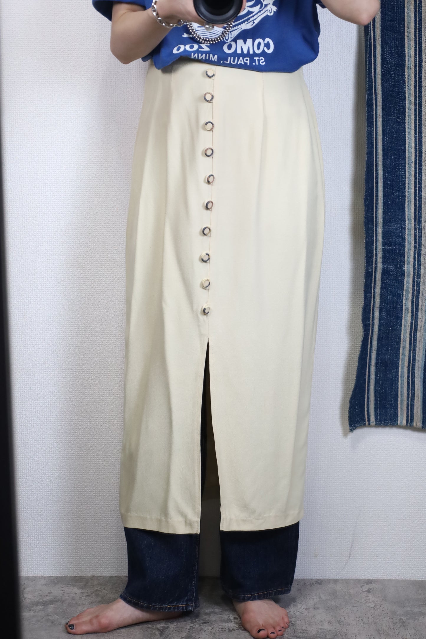 E146 / 1990's OLD Design Skirt