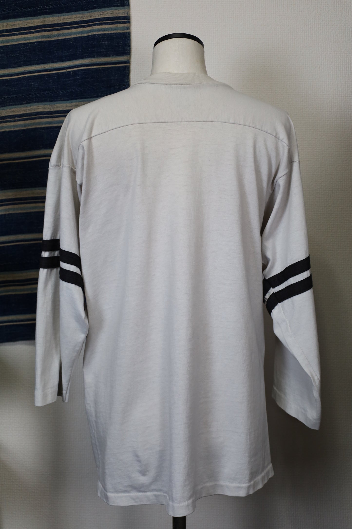 32 / 1980's MILLER football tee