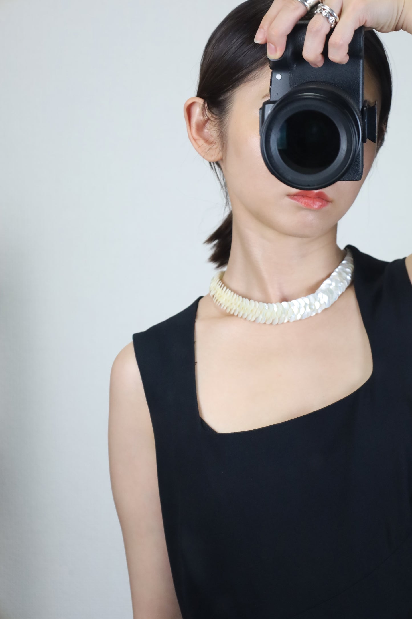 E201 / shell necklace