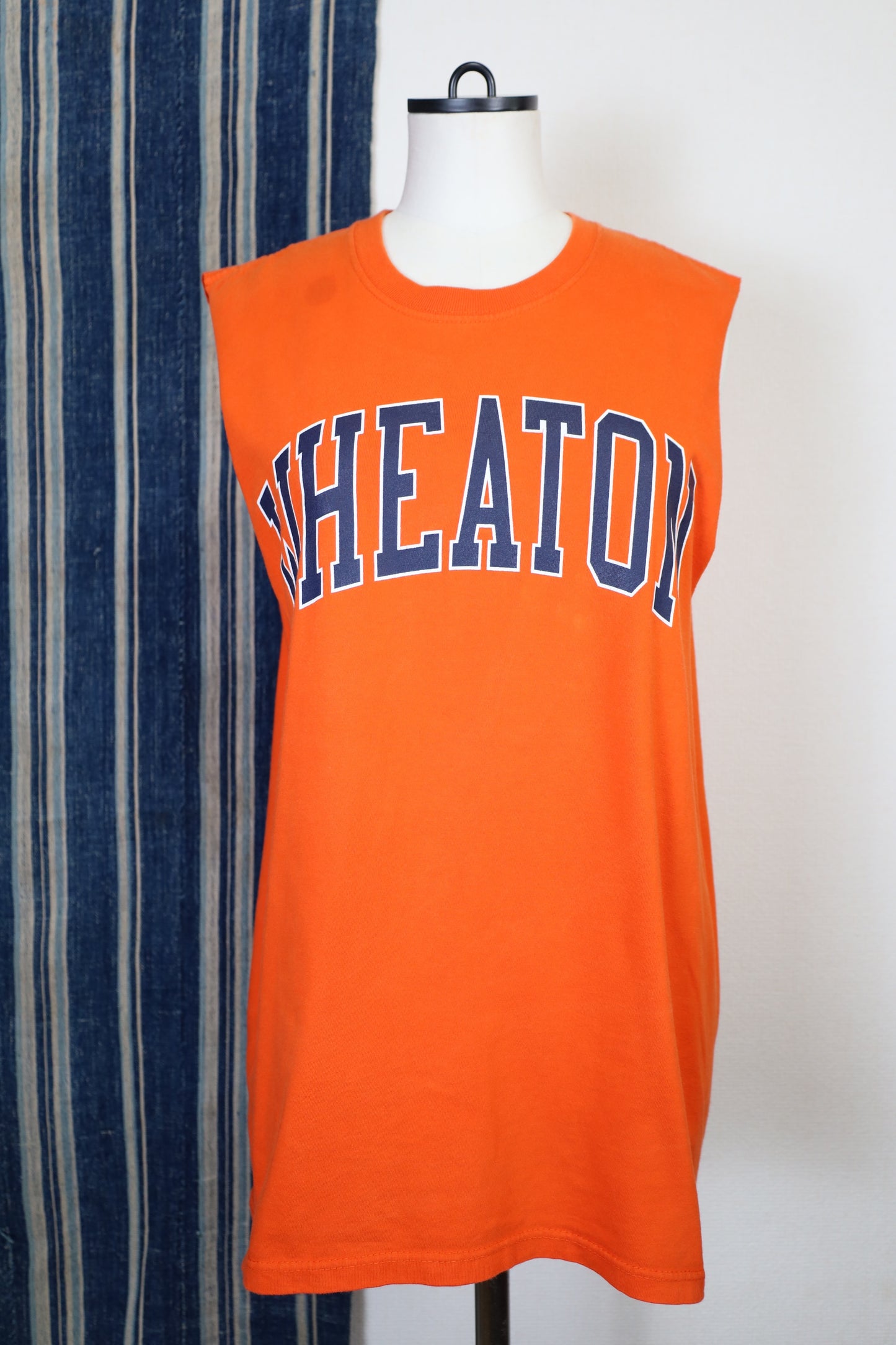 Z95 / The cotton exchange WHEATON No Sleeve Tee