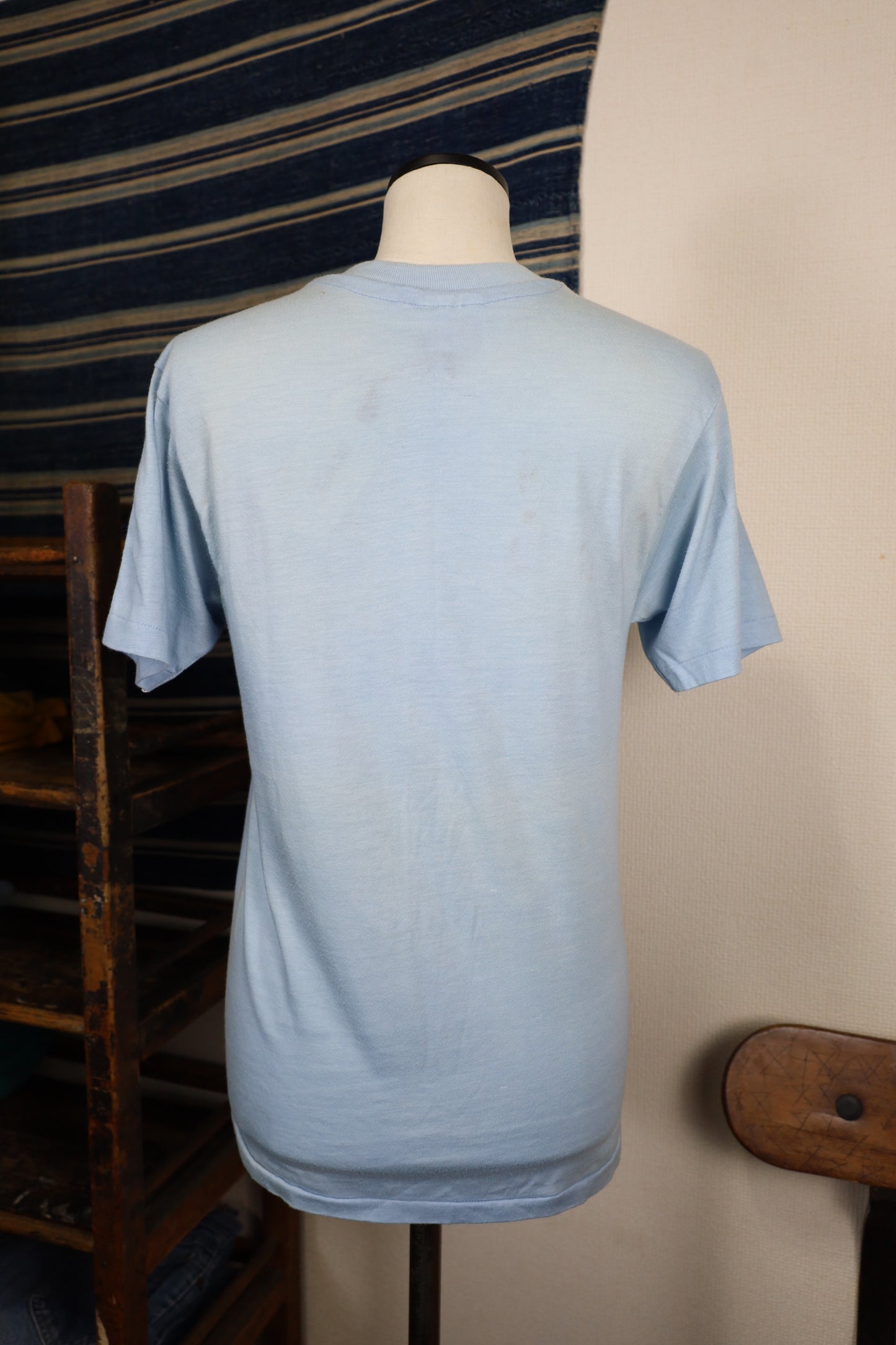 B521 / 1980's OLD Hanes PEACE Print T-Shirt