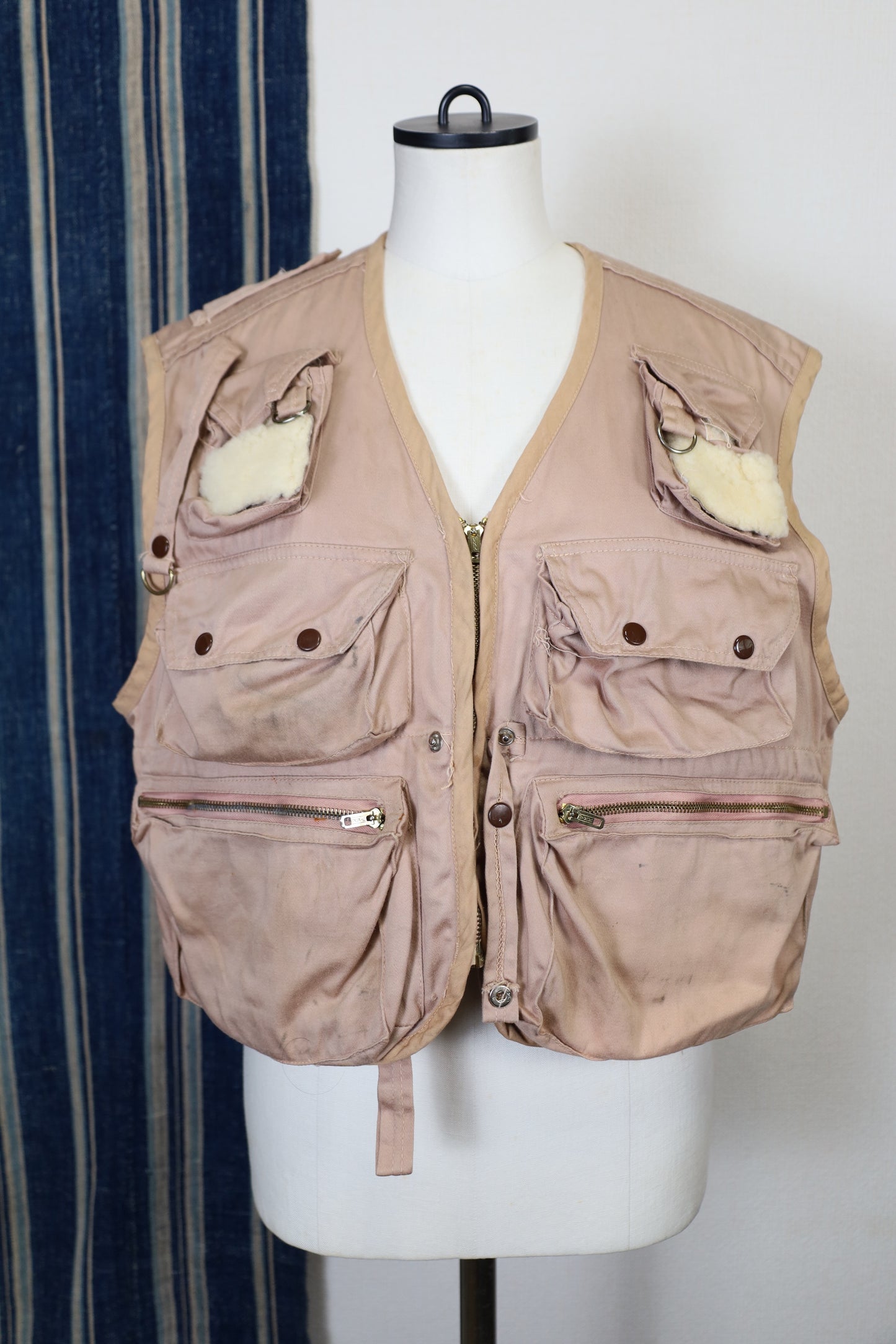 A362 / 1980's OLD WALKER Fishing Vest