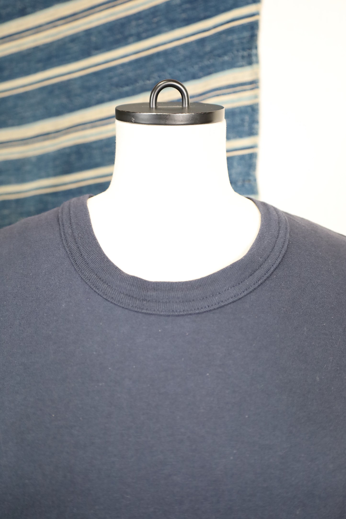 Z634 / early 2000's SOFFE Plain T-Shirt
