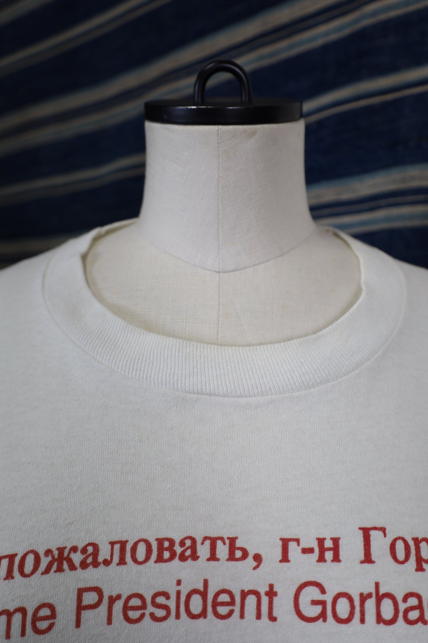 178 / 1990's FRUITS OF THE LOOM AT&T tee