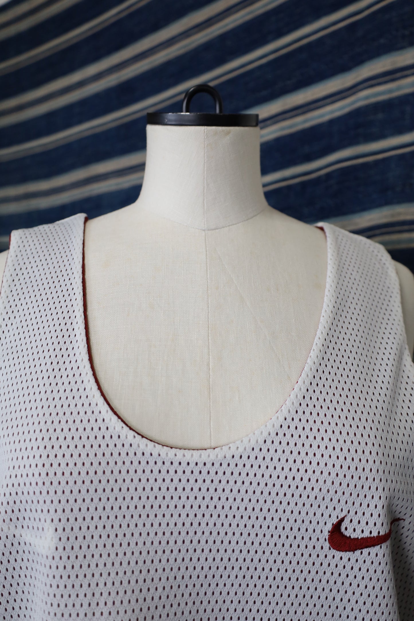 Z169 / 1990's NIKE reversible tank top