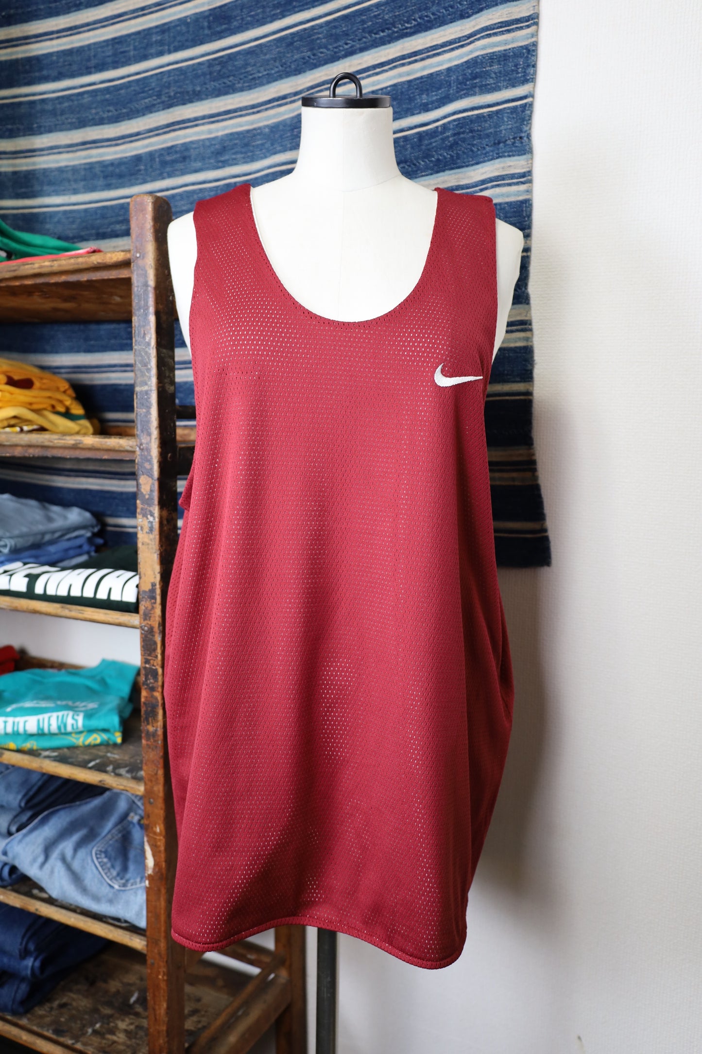 Z169 / 1990's NIKE reversible tank top
