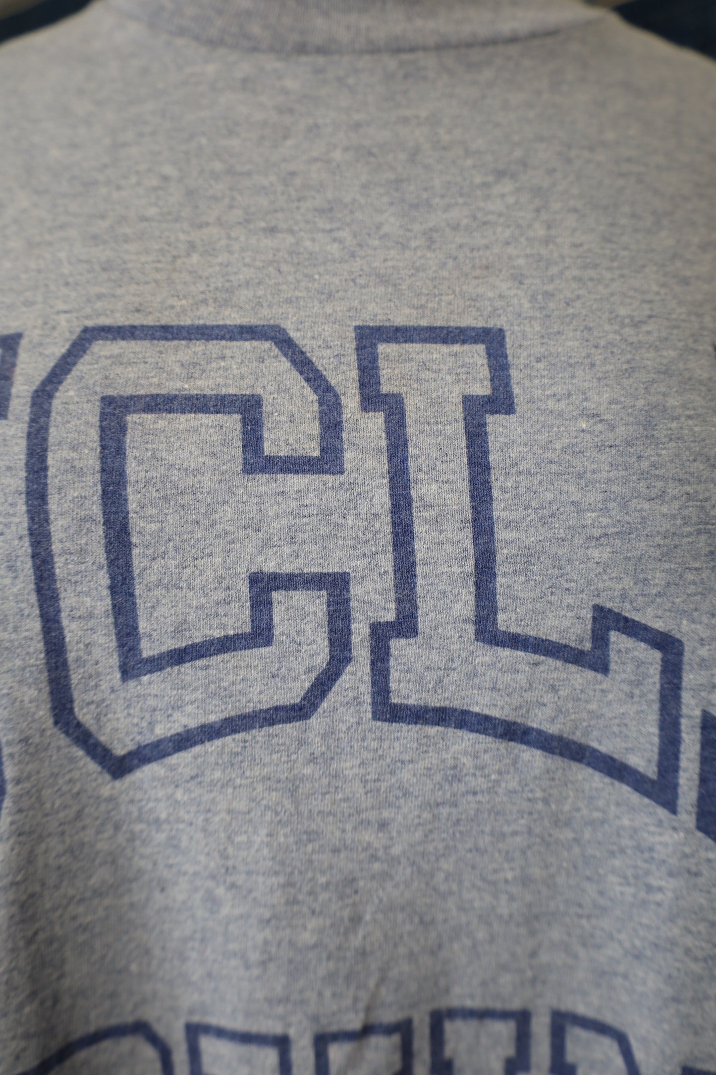 Z812 / 1990's SIGNALSPORTS UCLA tee