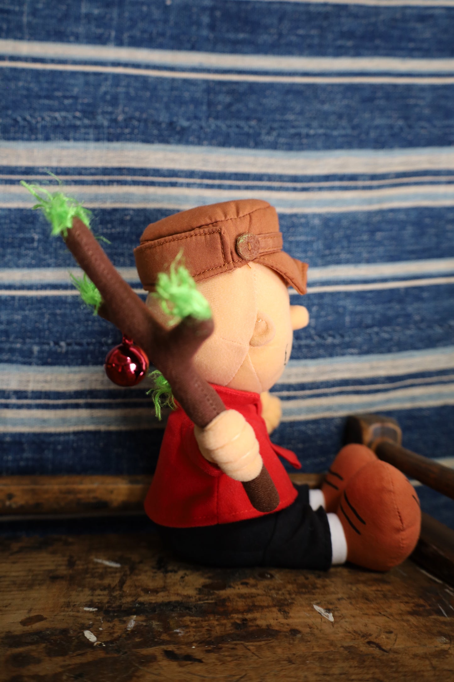 6 / 1990's charlie brown doll