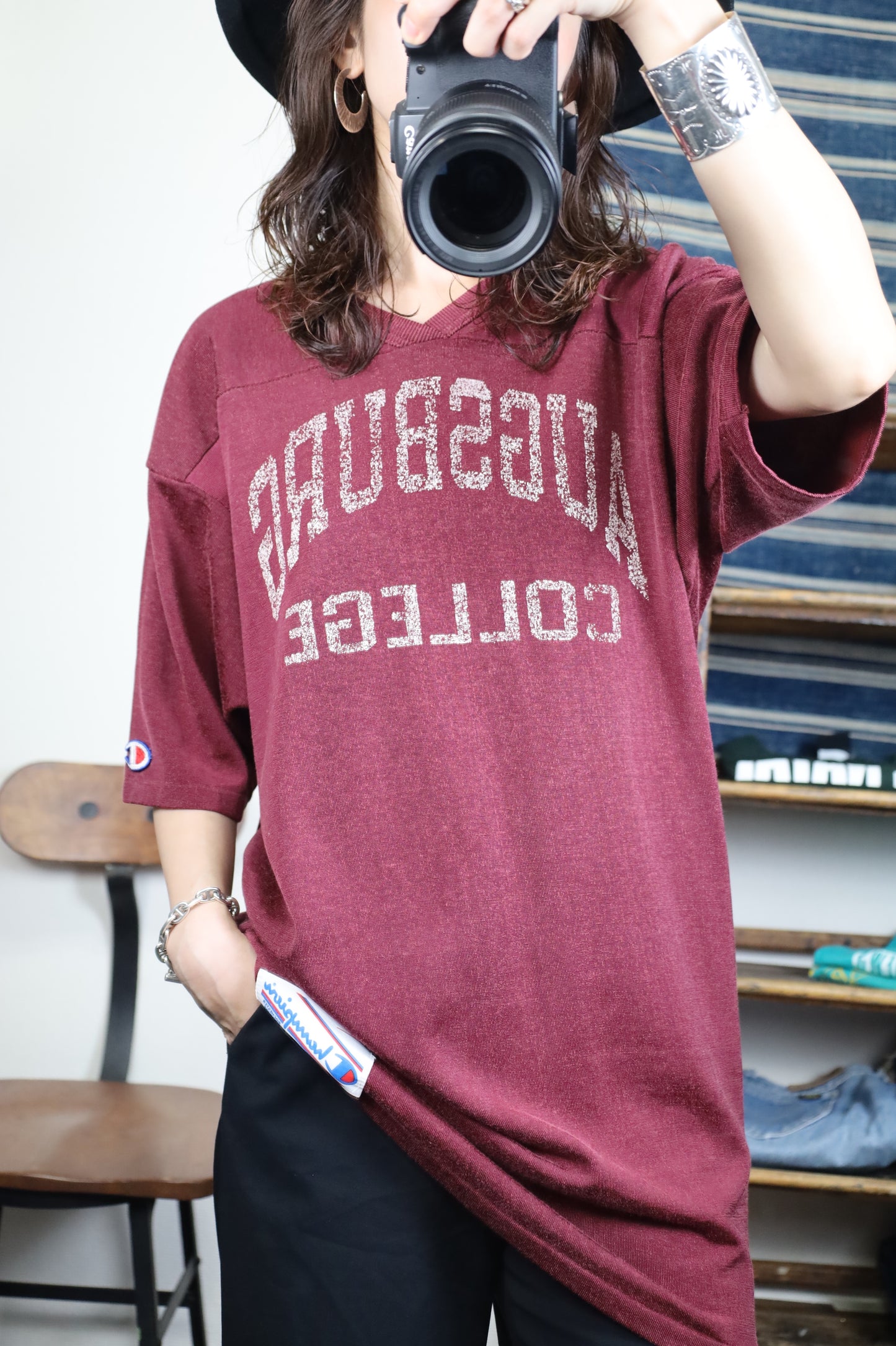 B536 / 1980's champion foot ball tee