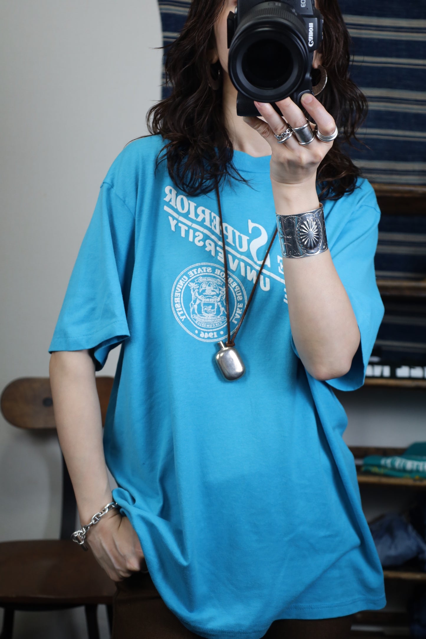 B479 / 1990's Velvasheen college logo tee