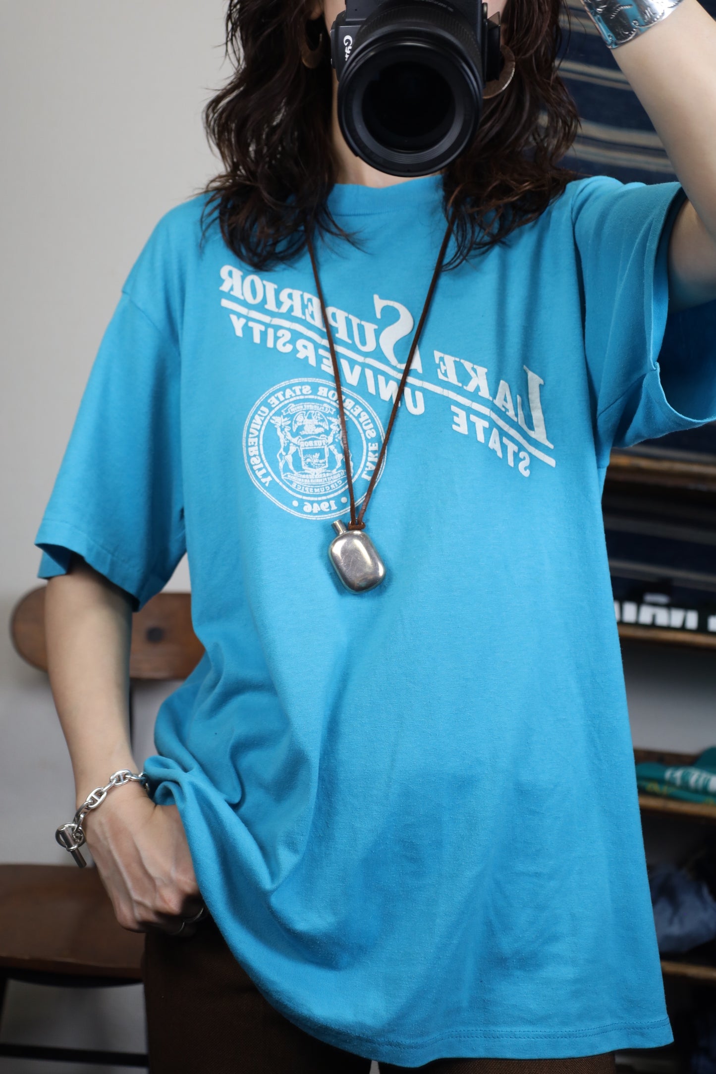 B479 / 1990's Velvasheen college logo tee