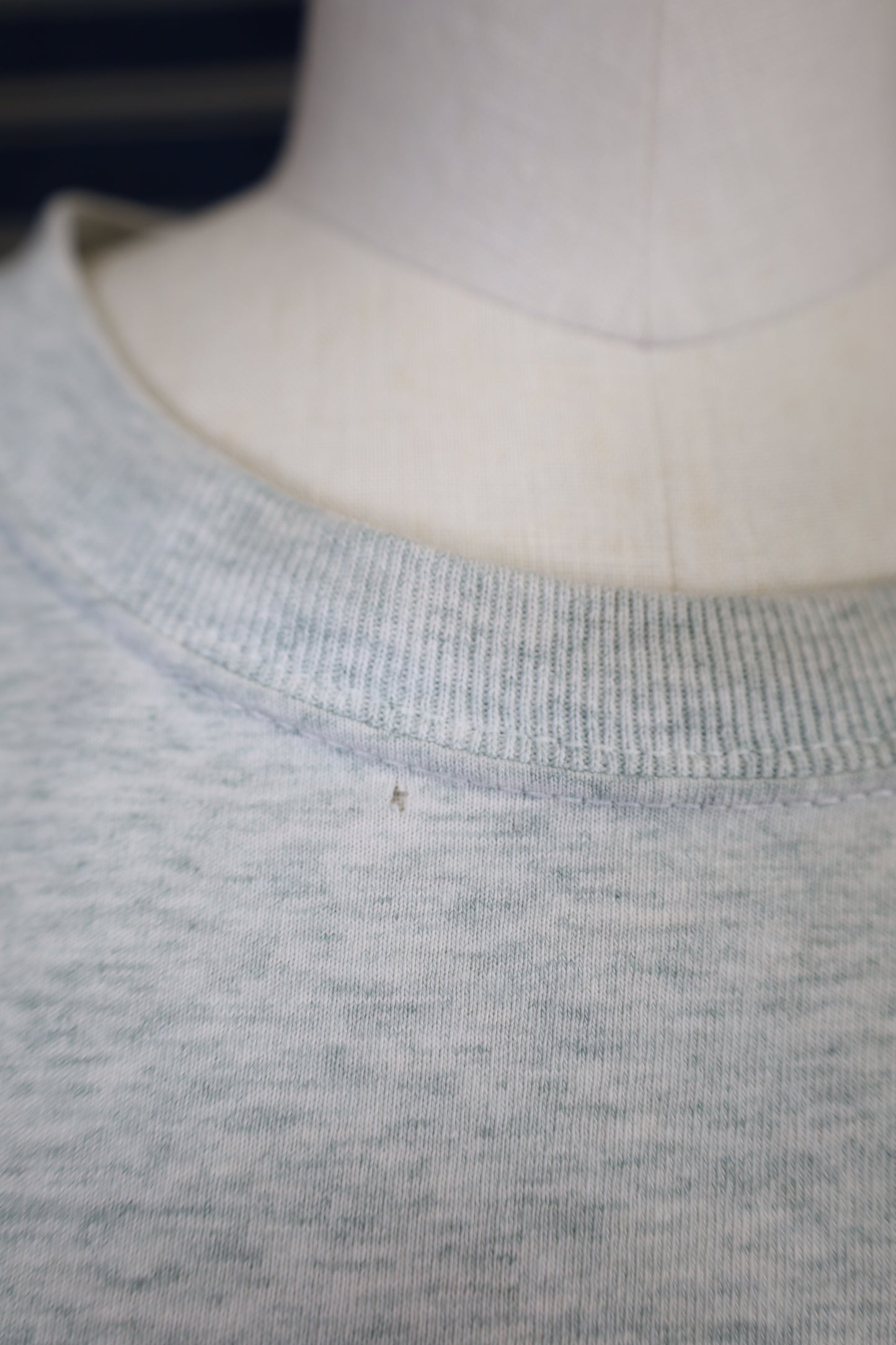 Z616 / early2000's FRUITS OF THE LOOM print tee