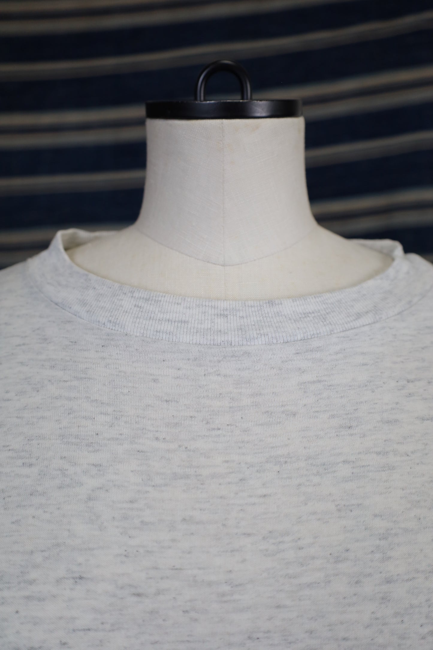 Z836 / 1990's HEARTLAND APPAREL thlrtysomething tee
