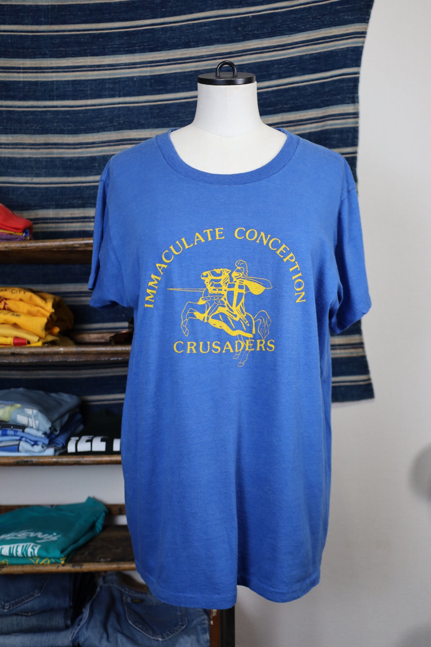 B481 / 1990's UNKNOWN print tee