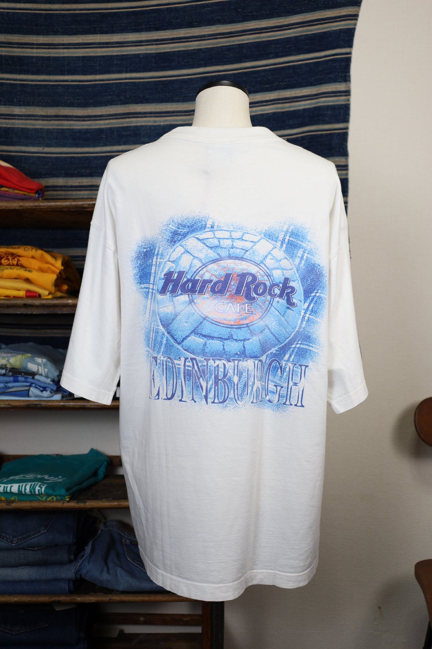 Z665 / 1990`s HARDROCKCAFE print tee