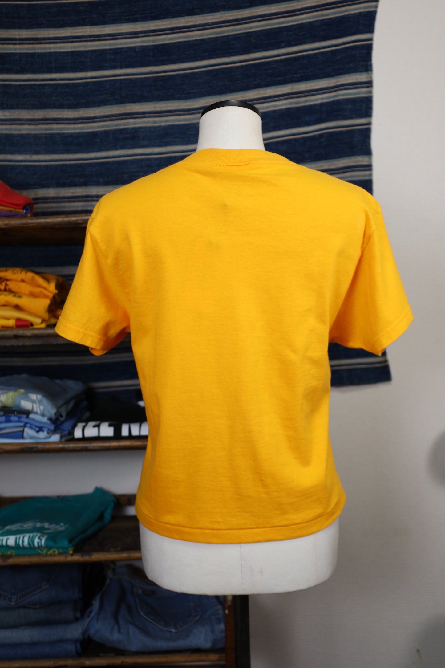 G73 / 1990's TULTEX print tee