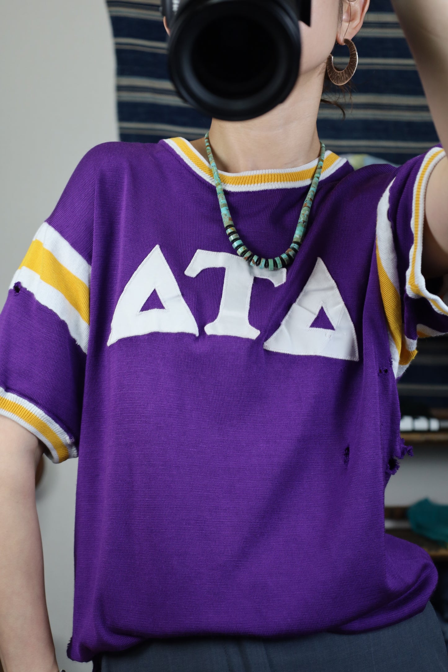 B548 / Vintege ATA football tee