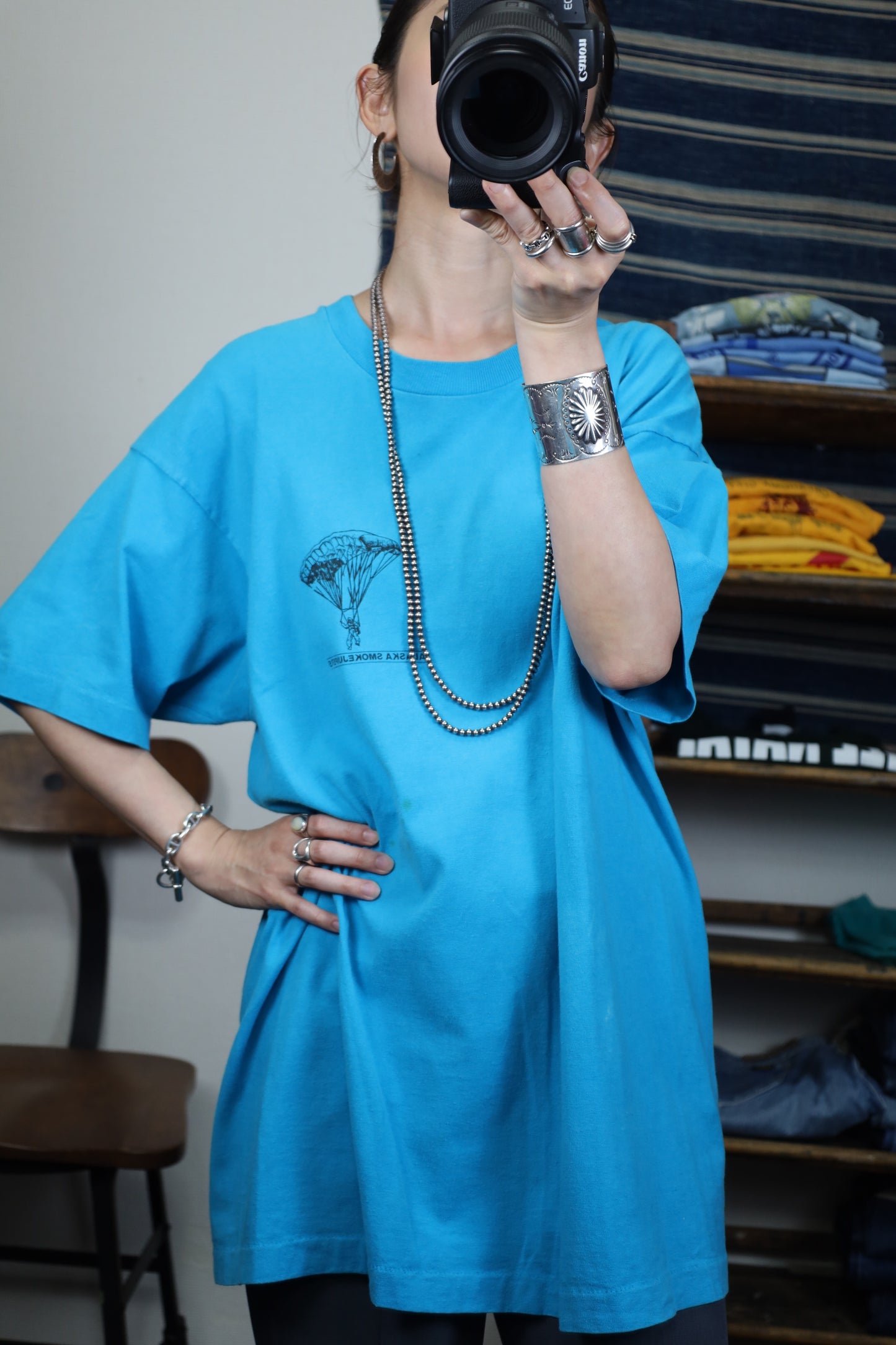 Z839 / 1990's FRUITS OF THE LOOM ALASKA tee