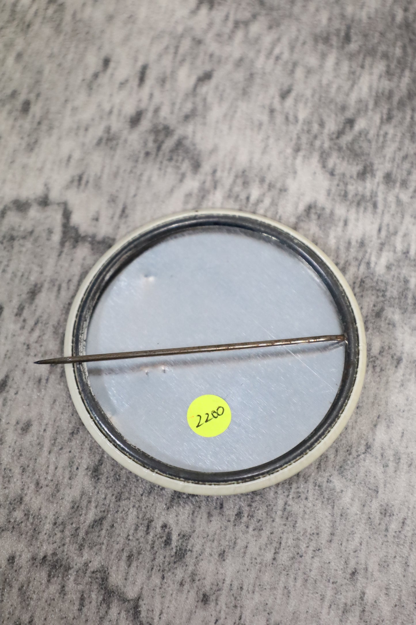 21 / eyeball pinback button