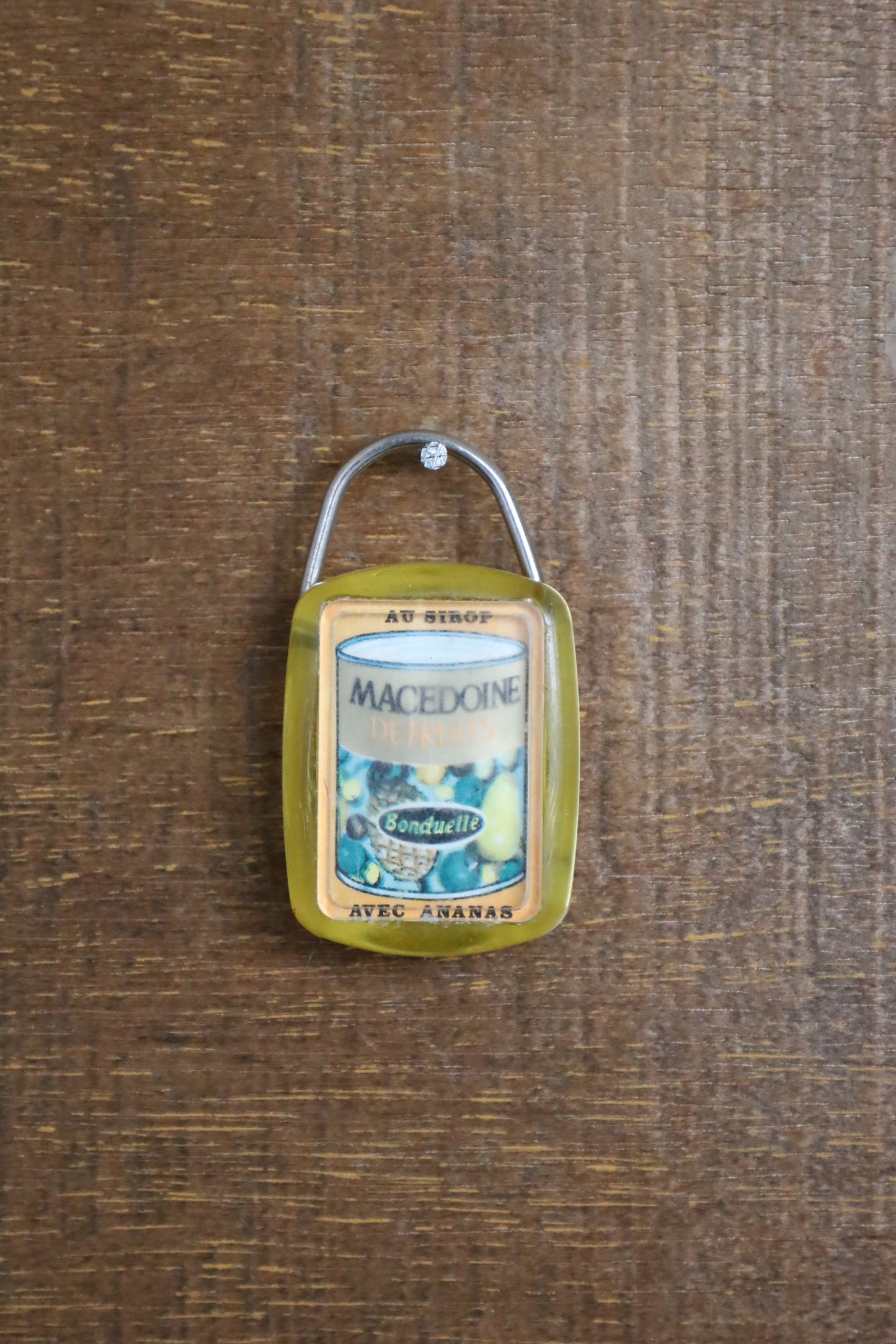 9 / USED key ring