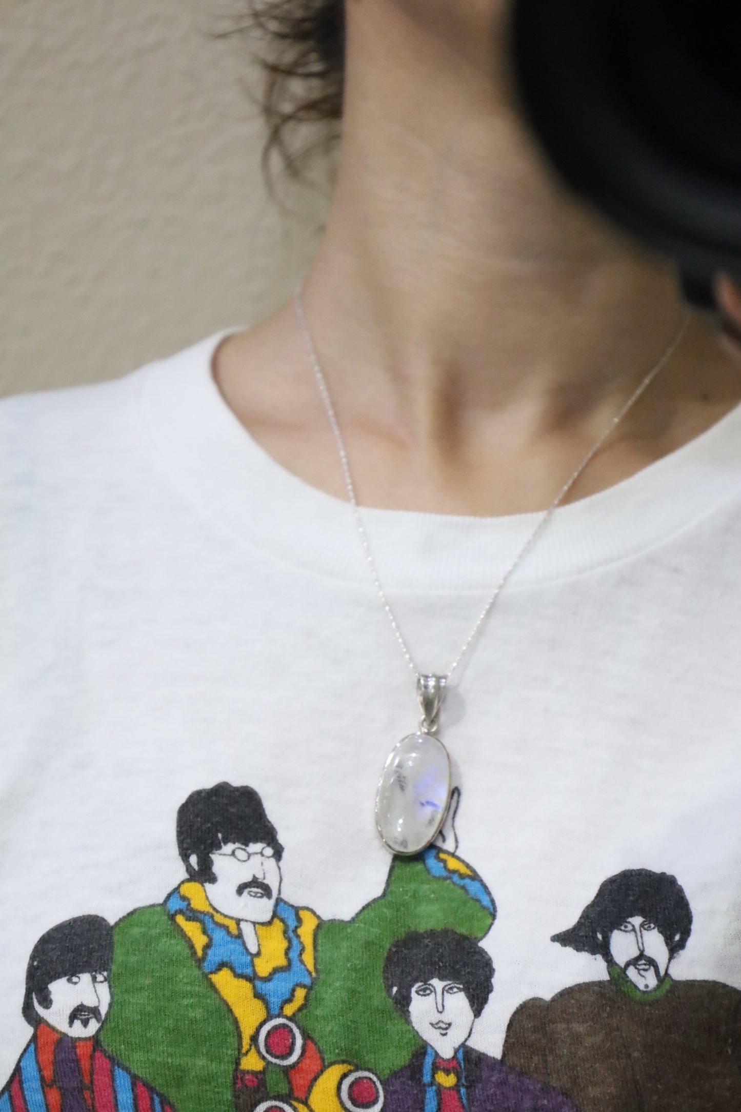 70 / moonstone PENDANT TOP